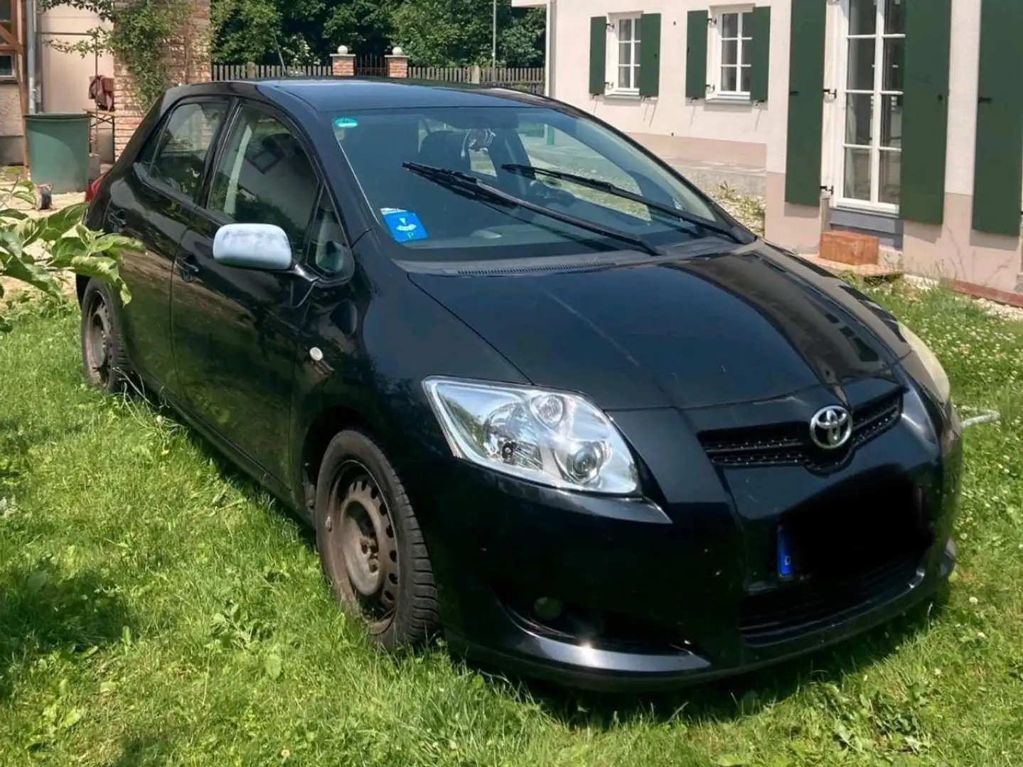 Toyota Auris 1.6 VVT-i Executive Nero - 1