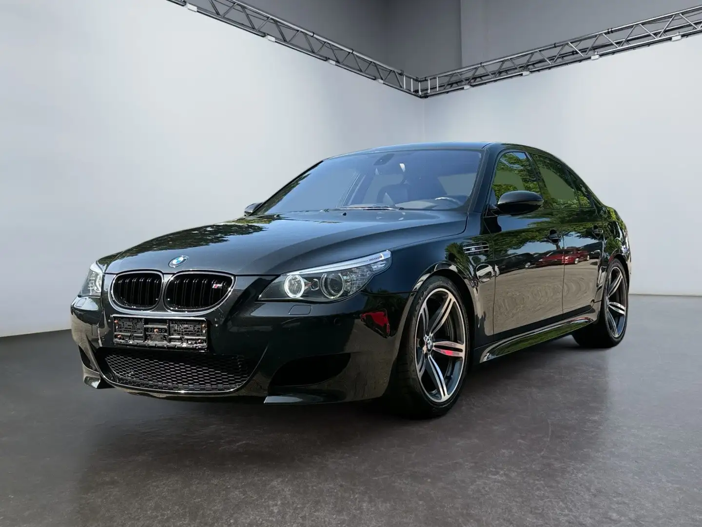BMW M5 Lim. Zwart - 1