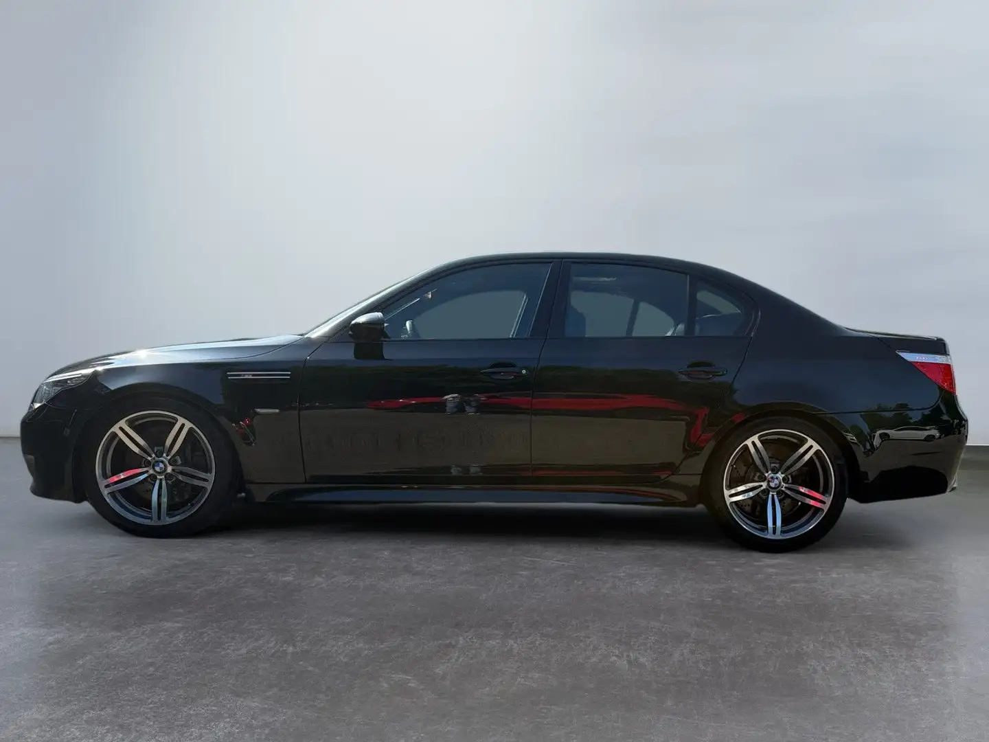 BMW M5 Lim. Zwart - 2