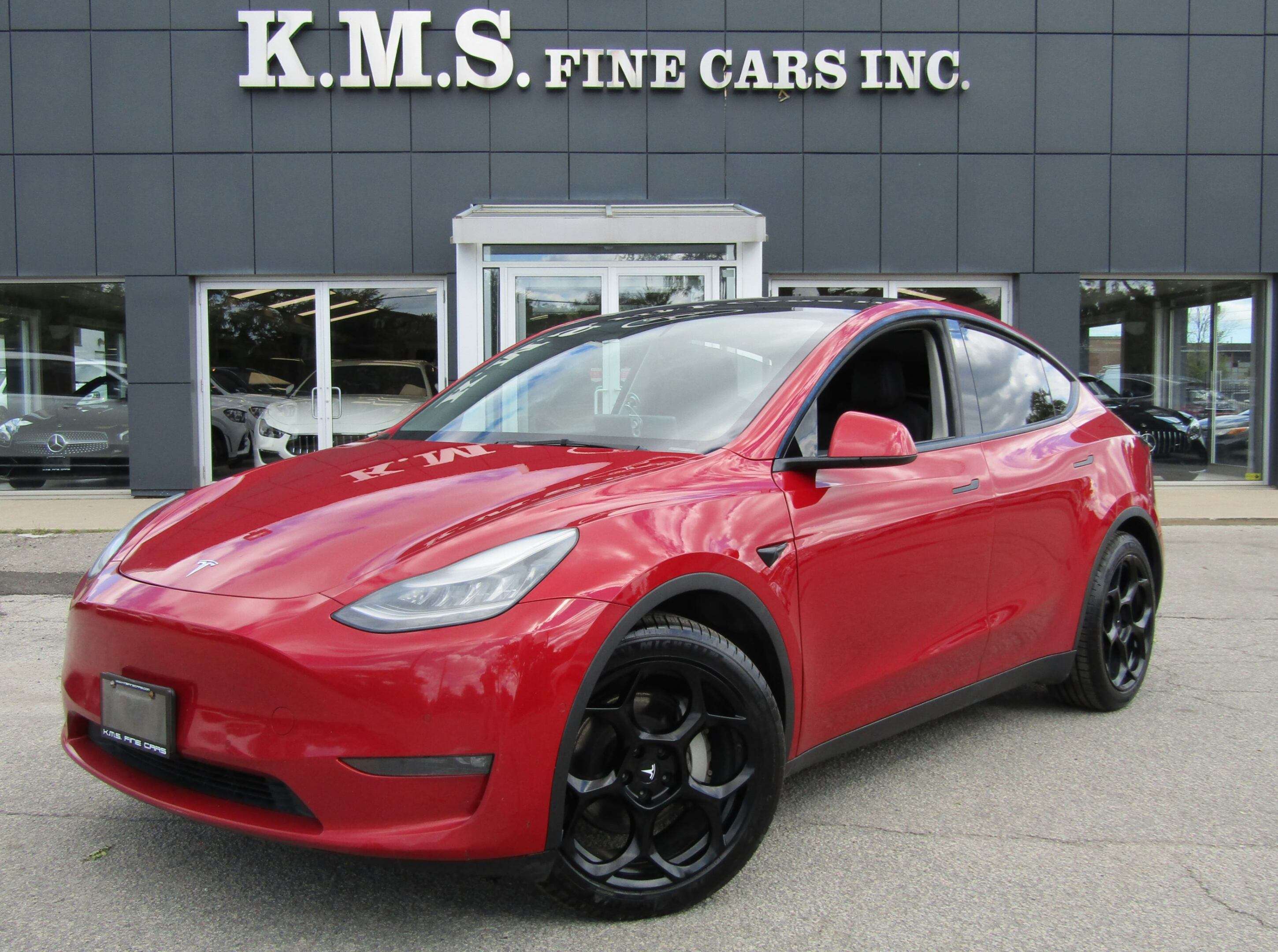 2021 Tesla Model Y Long Range AWD/ ACCELERATION BOOST/ 20 WHEELS/ TOW