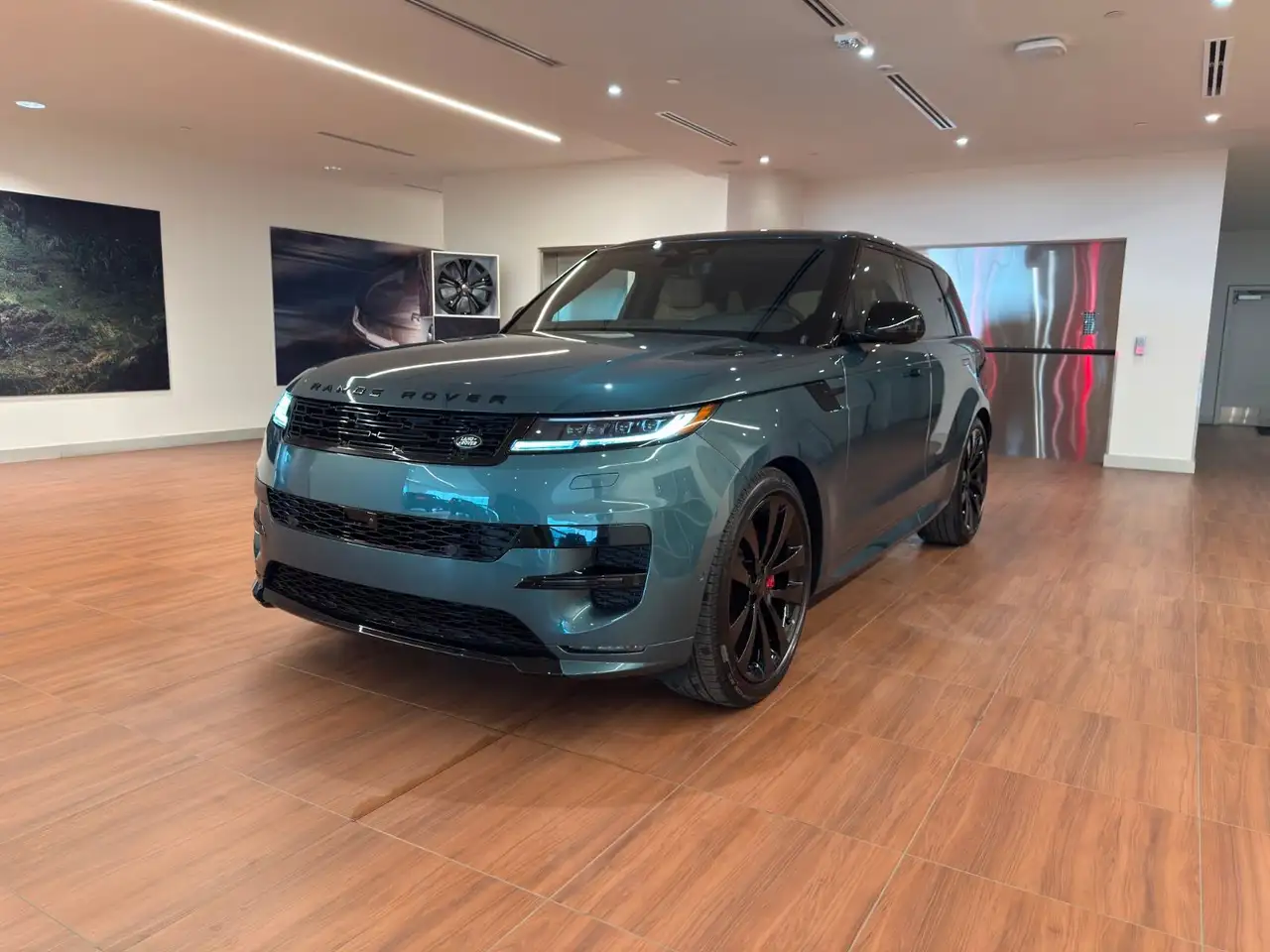 2026 Land Rover Range Rover Sport
