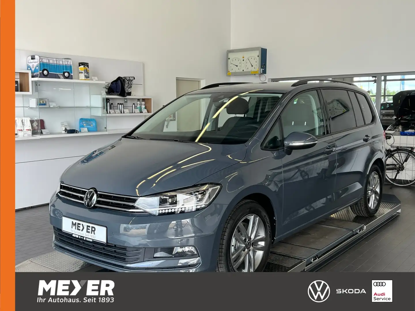 Volkswagen Touran Comfortline 1.5 TSI DSG *AHK, LED, 7Sitze, 18"-LM Schwarz - 1
