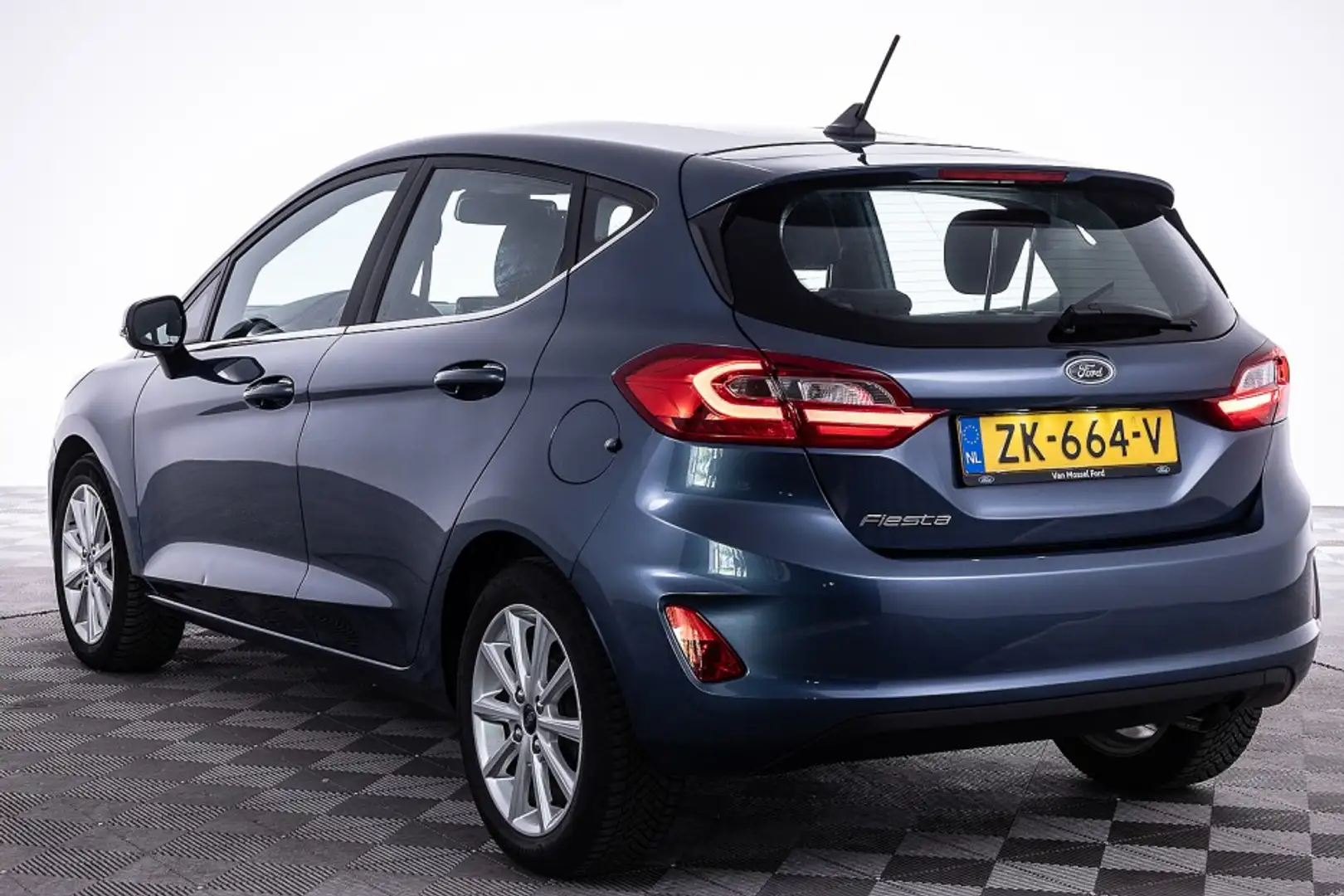 Ford Fiesta 1.0 EcoBoost Titanium | NAVI | VELGEN | WINTER PAC Blauw - 2