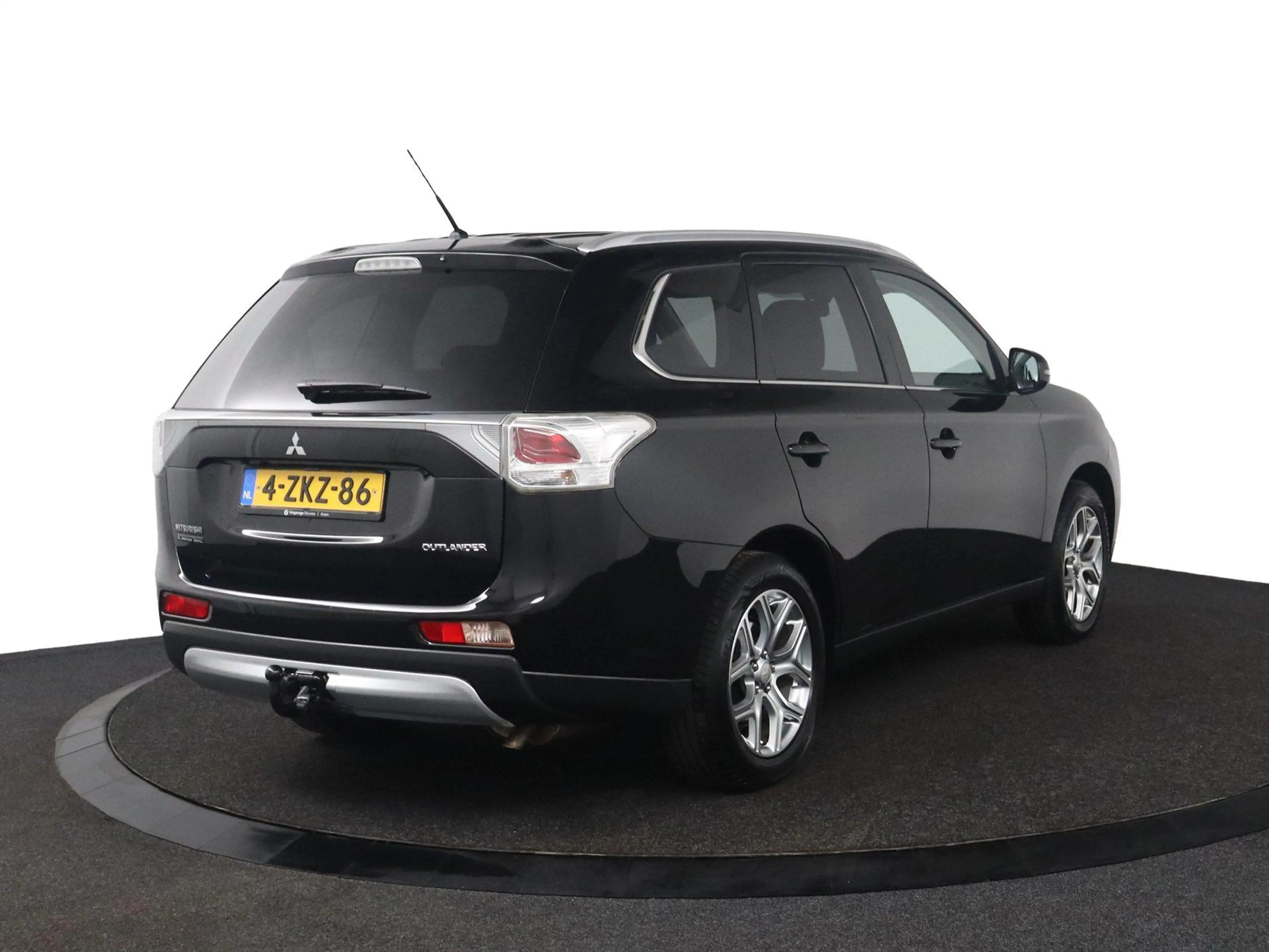 Mitsubishi Outlander 2.0 Business Edition |NAP|7pers|Automaat| — photo 2