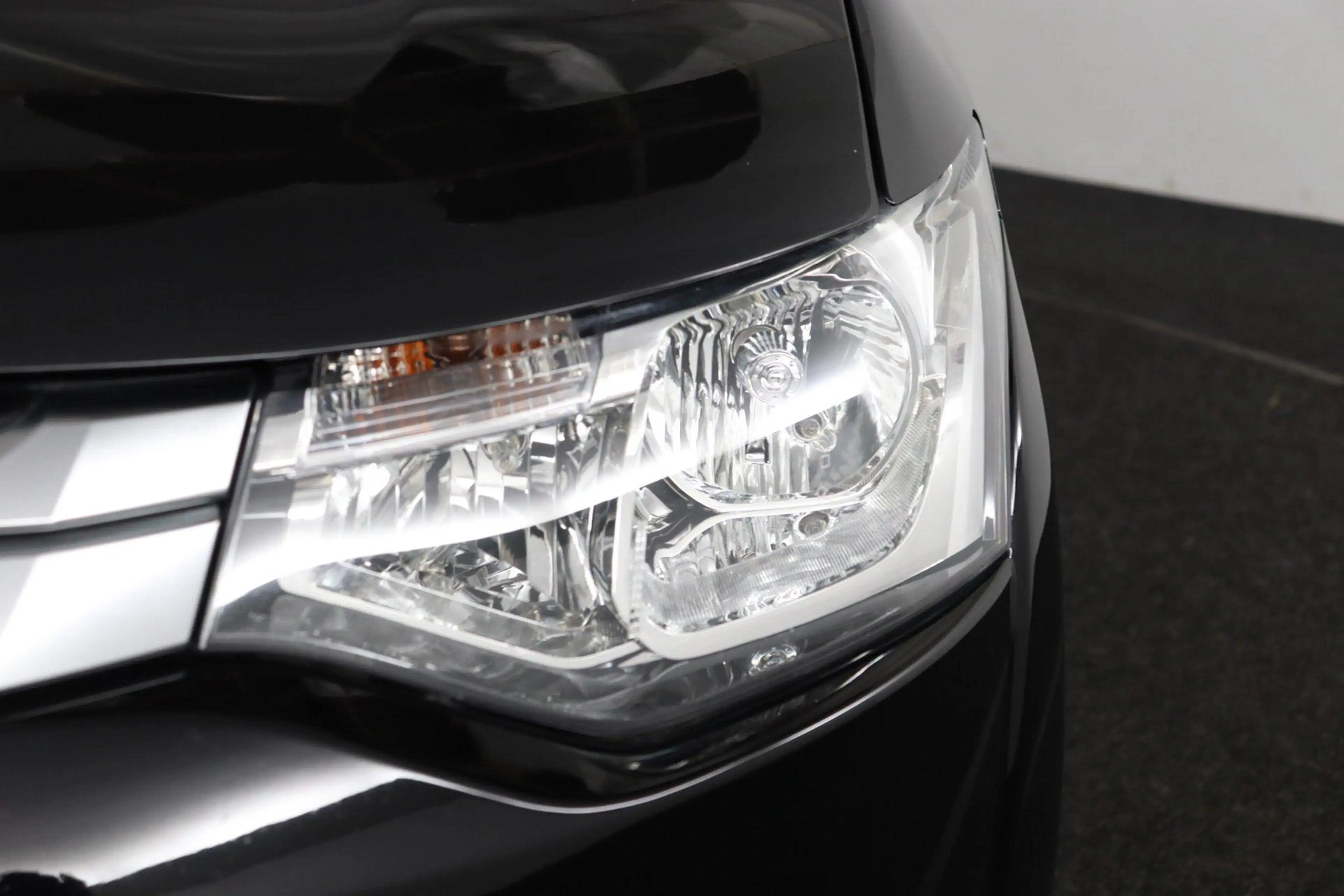 Mitsubishi Outlander 2.0 Business Edition |NAP|7pers|Automaat| — photo 32