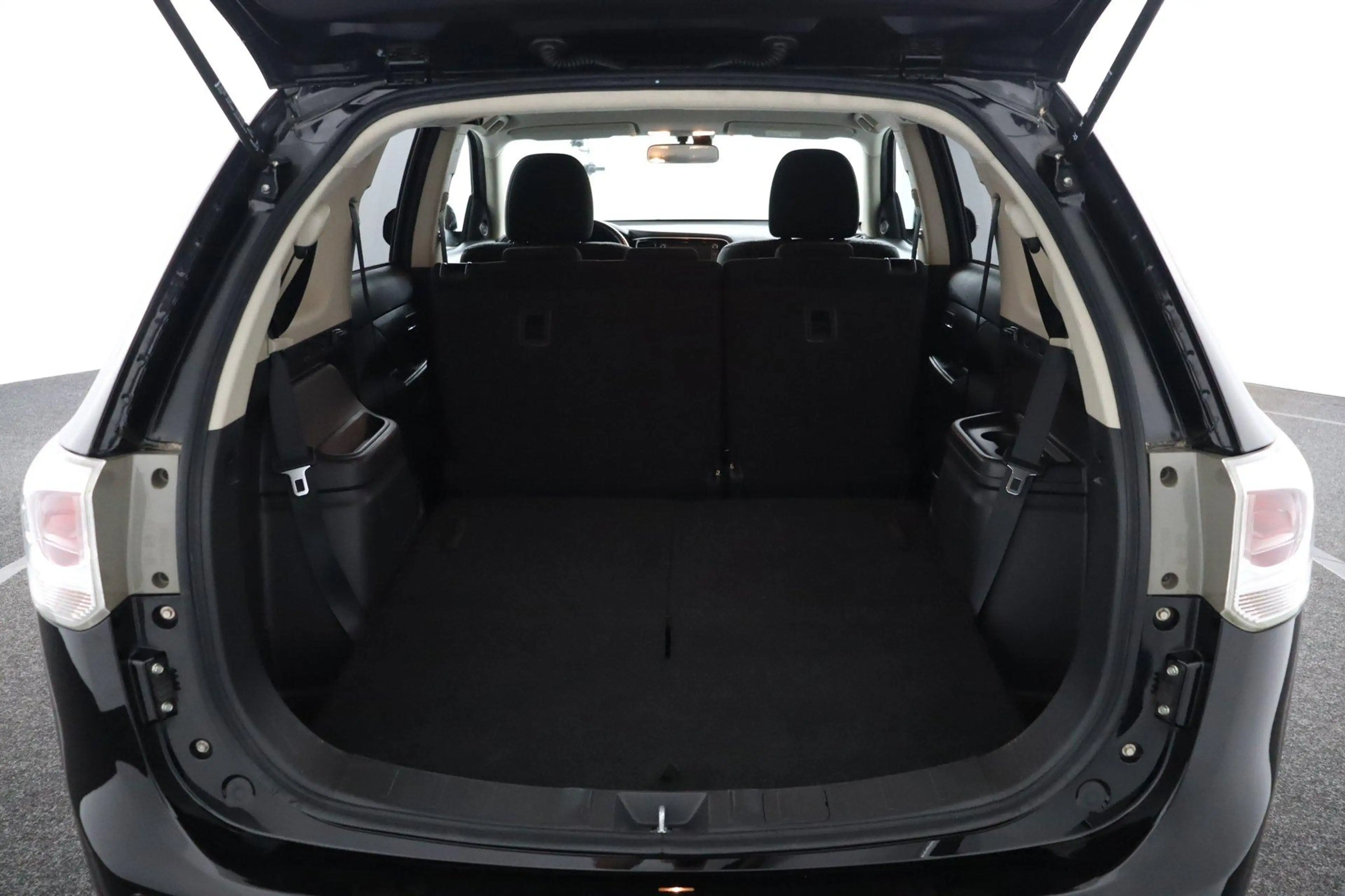 Mitsubishi Outlander 2.0 Business Edition |NAP|7pers|Automaat| — photo 21