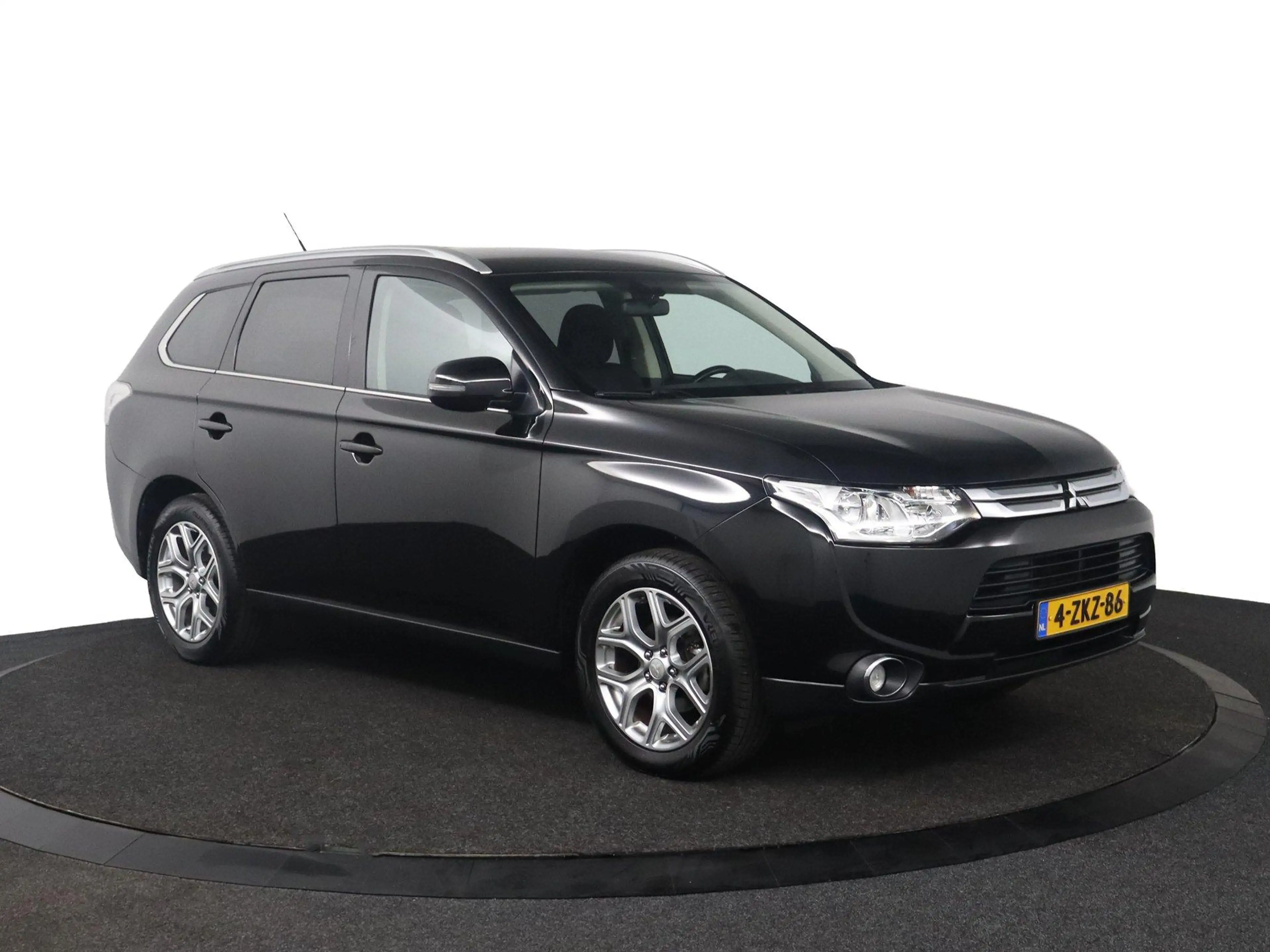 Mitsubishi Outlander 2.0 Business Edition |NAP|7pers|Automaat| — photo 12