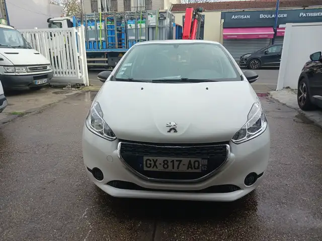 Peugeot 208 1.2 VTi 82ch BVM5 Active