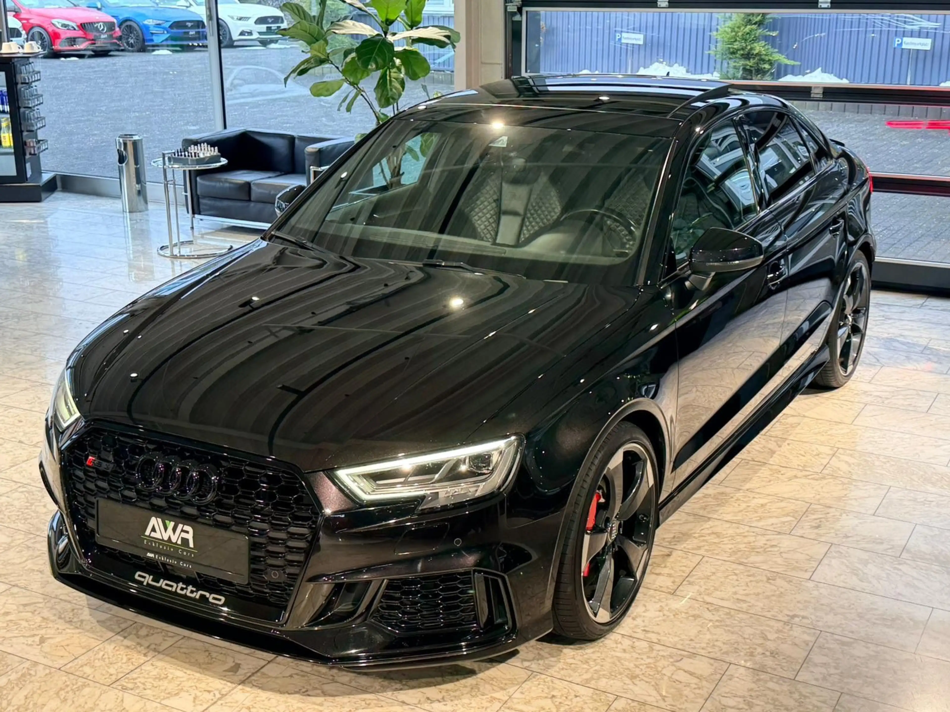 Audi RS3 LIMOUSINE*RS-SITZE*PANO*VIRTUAL*19"*B&O*LED — photo 4