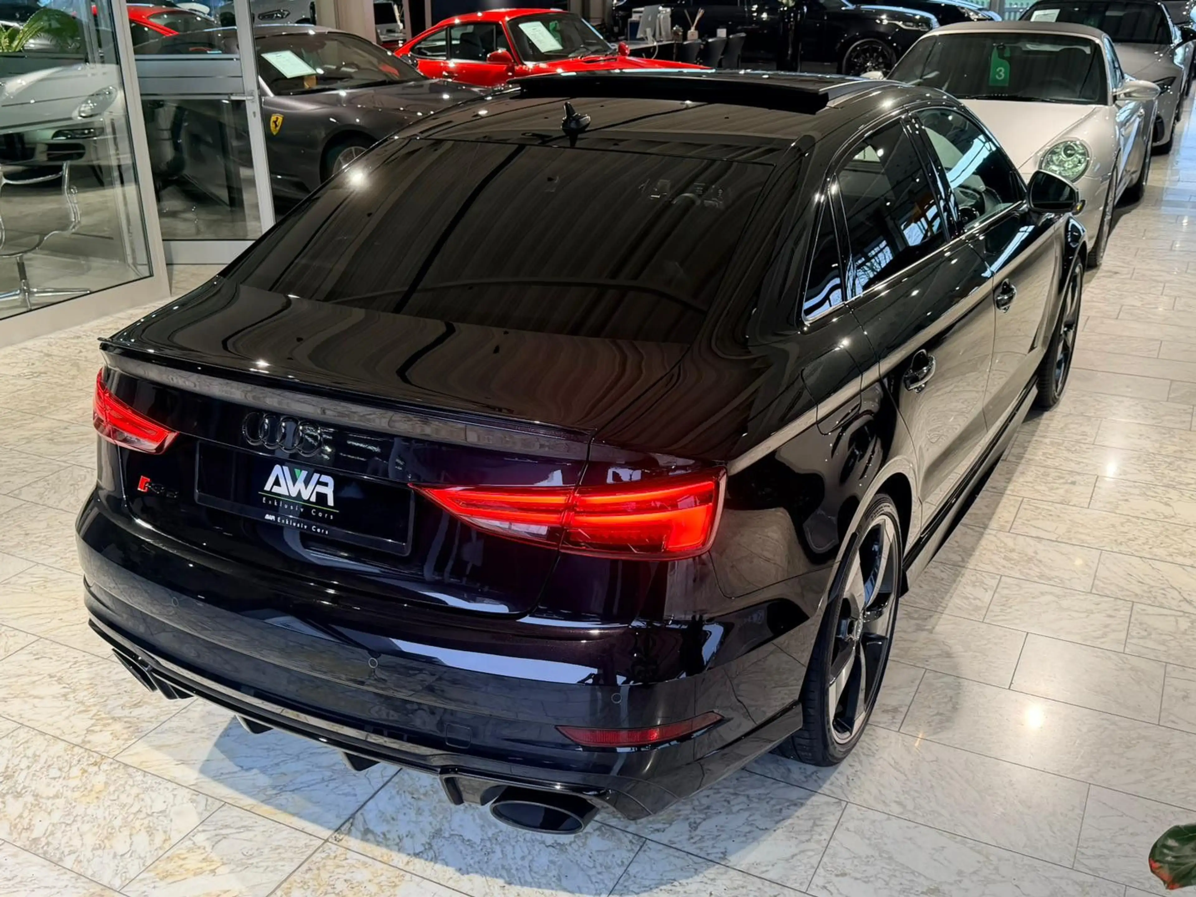 Audi RS3 LIMOUSINE*RS-SITZE*PANO*VIRTUAL*19"*B&O*LED — photo 3