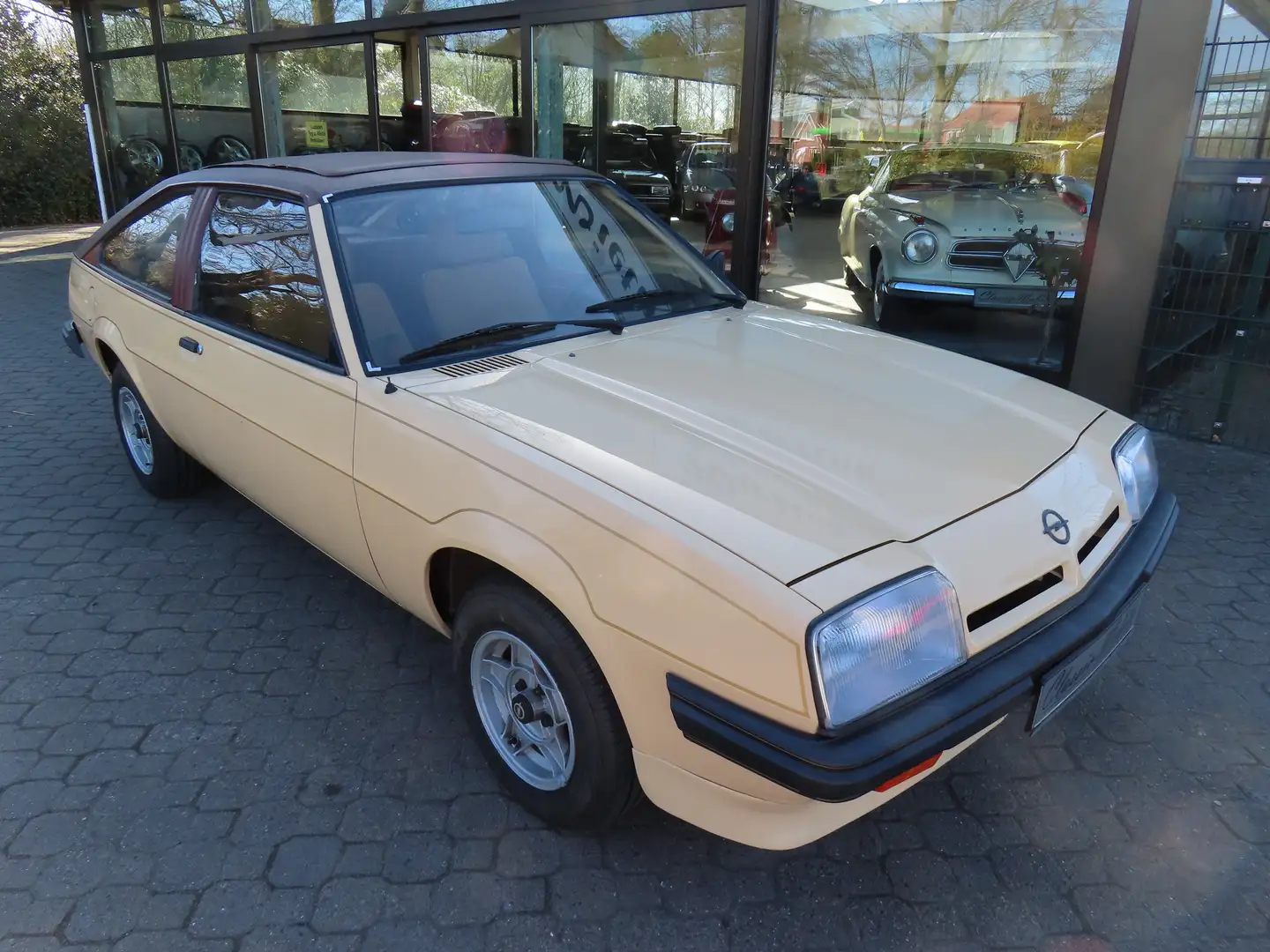 Opel Manta B CC 2.0 S Sondermodell Safari *1.Hand*Faltdach* Beige - 1