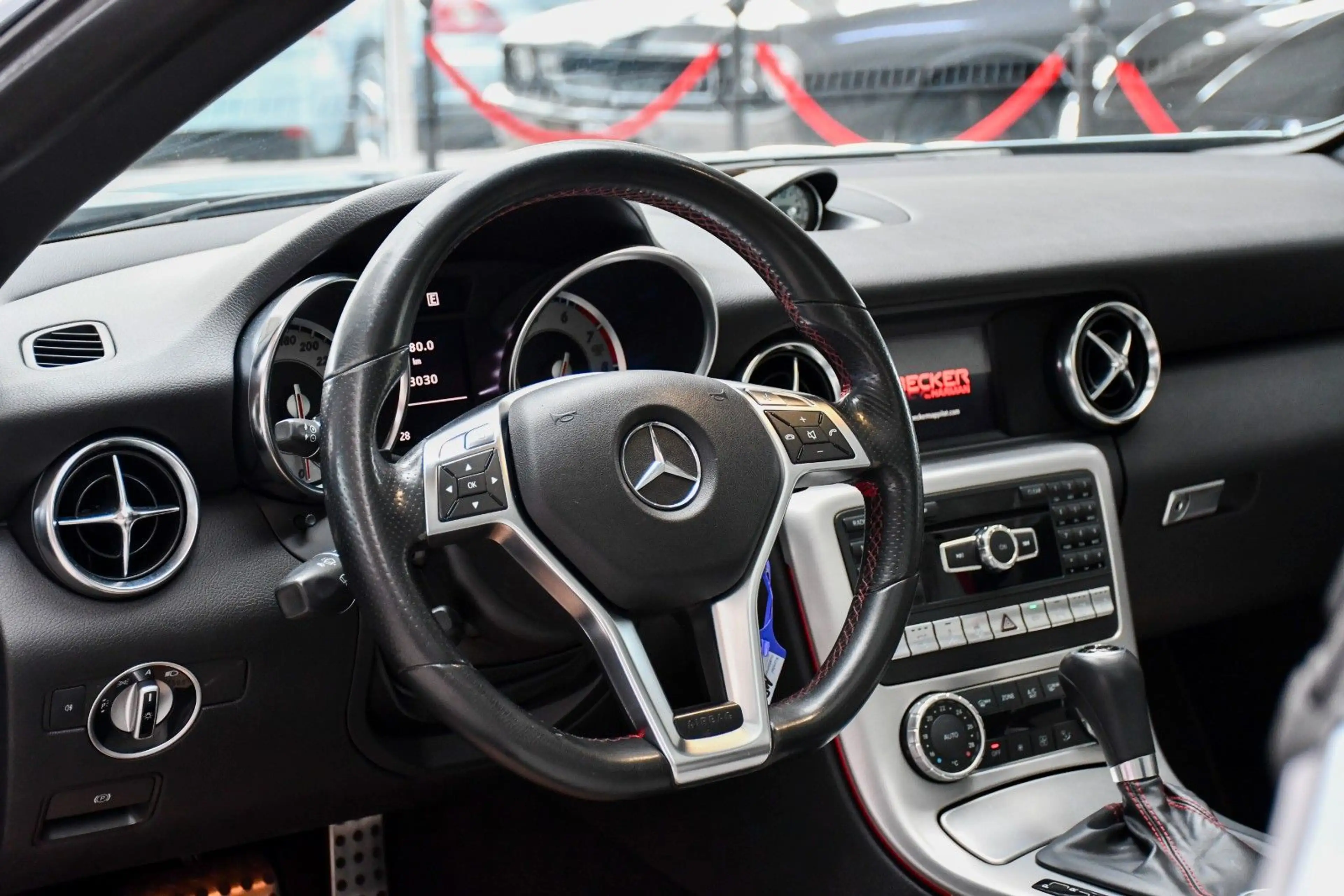Mercedes-Benz SLK 250 Roadster Aut. AMG Airscarf Memory HK — photo 15