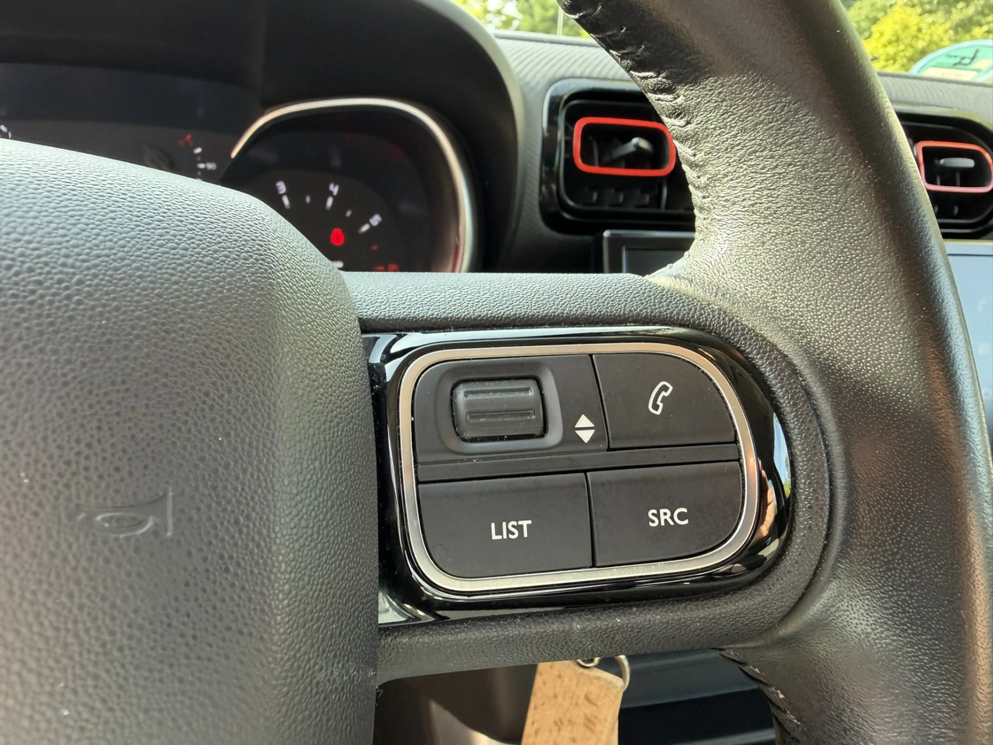 Citroen C3 Aircross 83pk Feel Navigatie | Trekhaak | HoogeZit | Carpla — photo 12