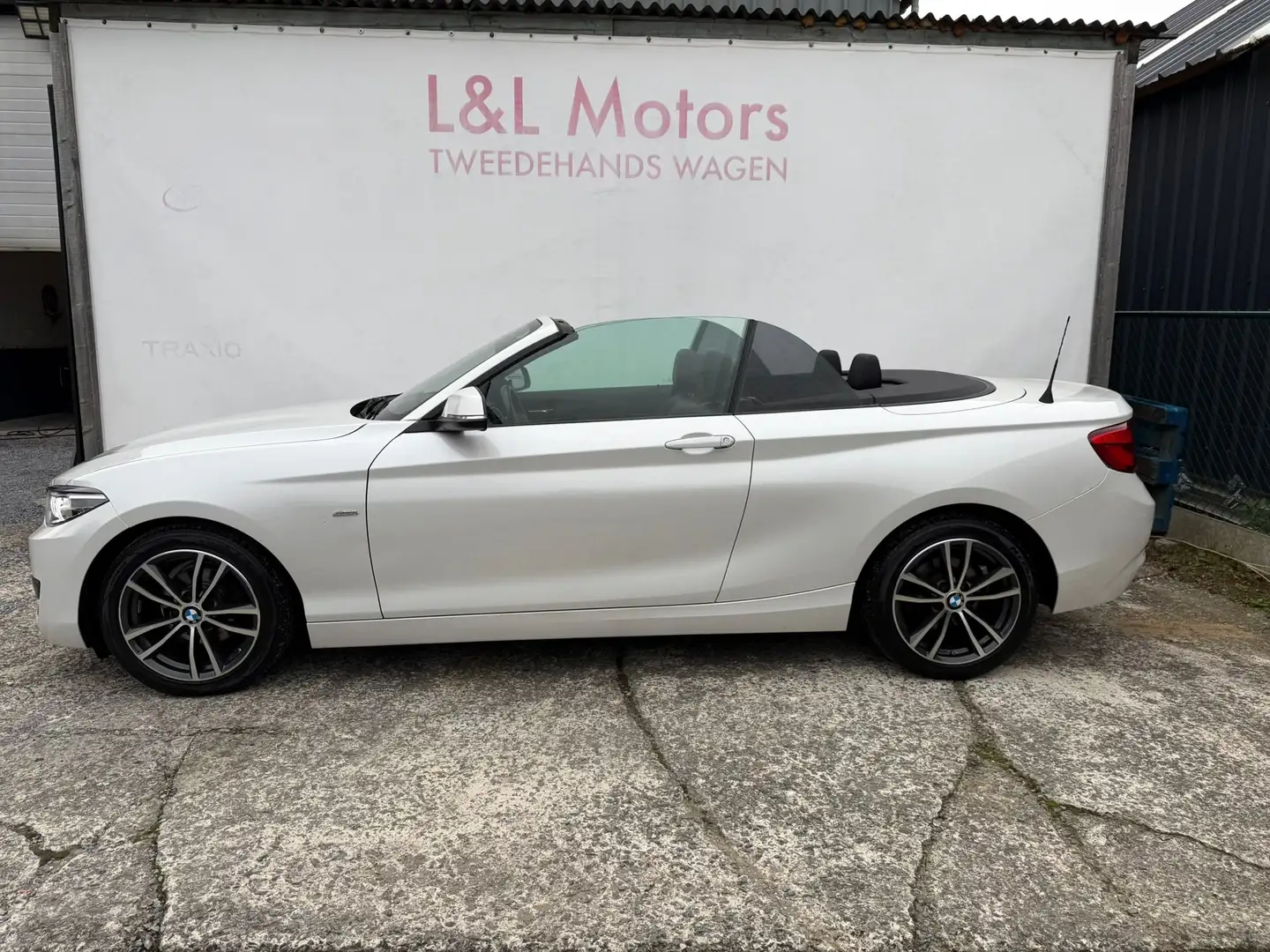 BMW 218 Cabrio 218iA Automatique  Sportline Blanc - 2
