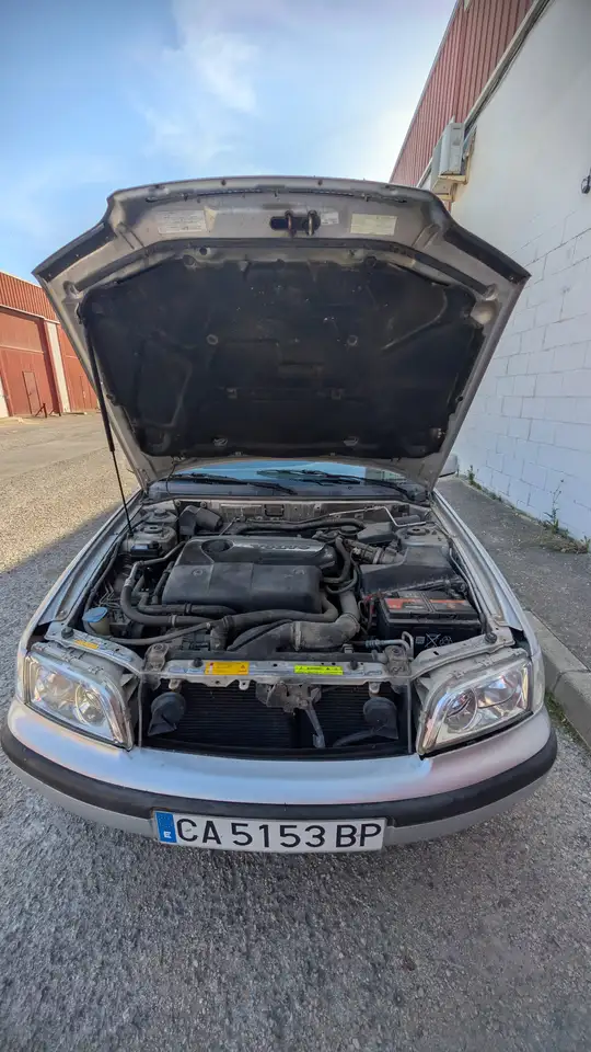 Volvo S40 1.9D, foto 12