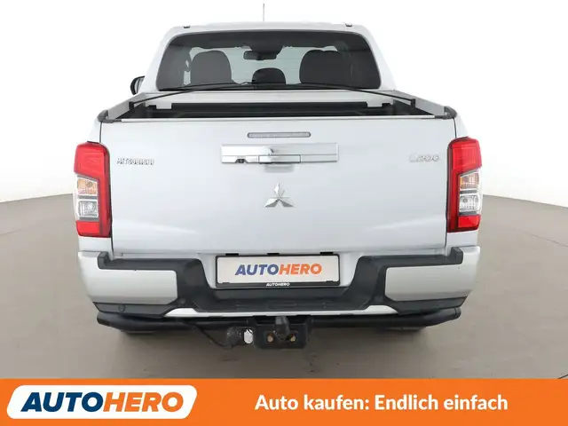 Mitsubishi L200 view 5