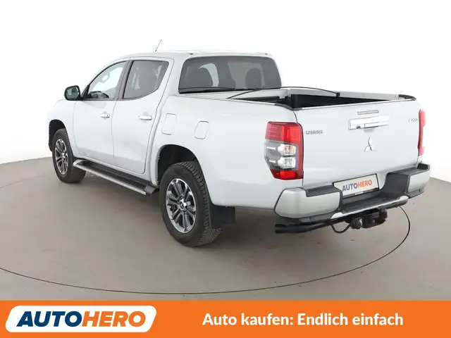 Mitsubishi L200 view 4