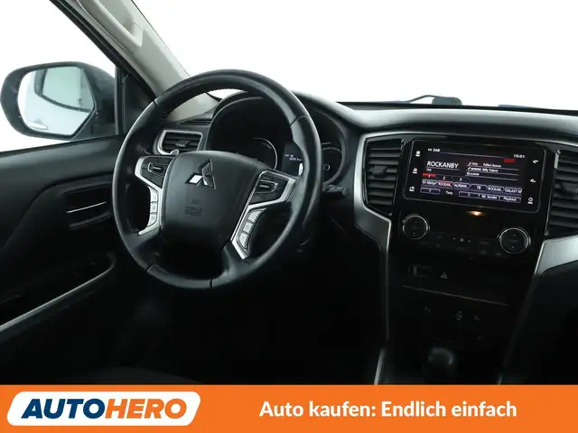 Mitsubishi L200 view 13