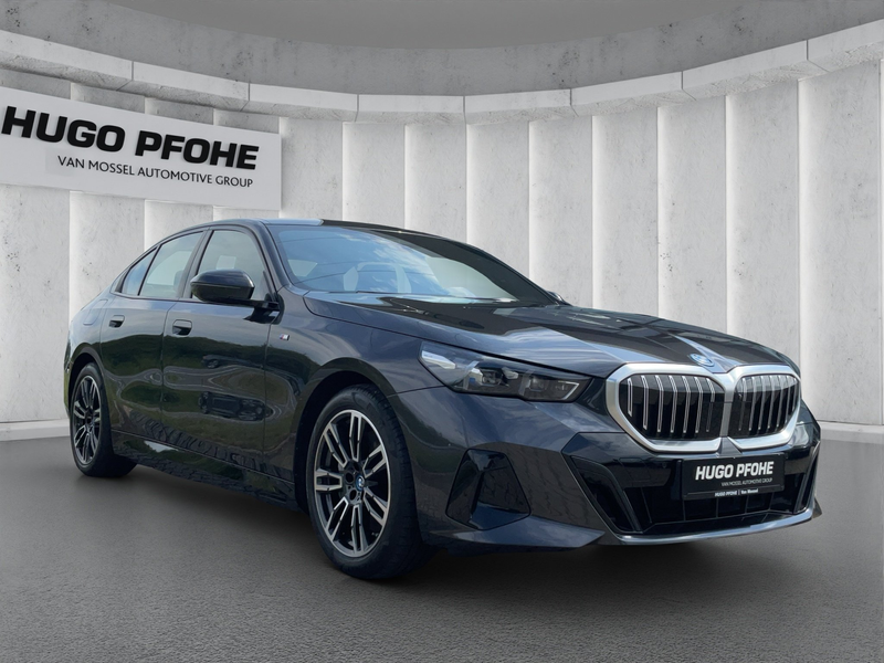 BMW 550 e xDrive M Sport . Driving Prof — photo 7
