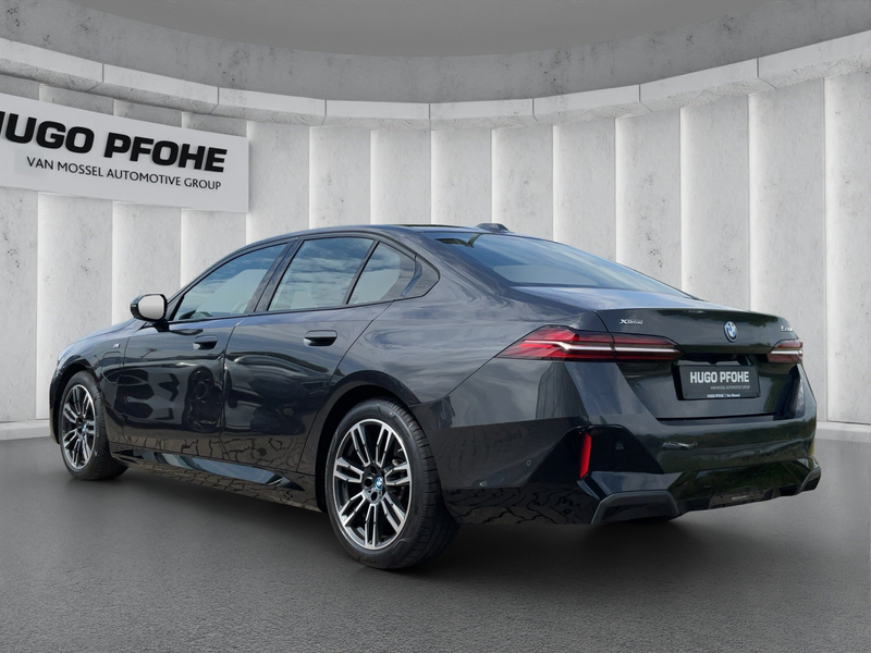 BMW 550 e xDrive M Sport . Driving Prof — photo 3
