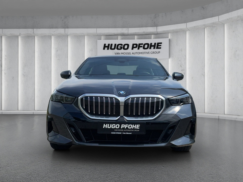 BMW 550 e xDrive M Sport . Driving Prof — photo 8