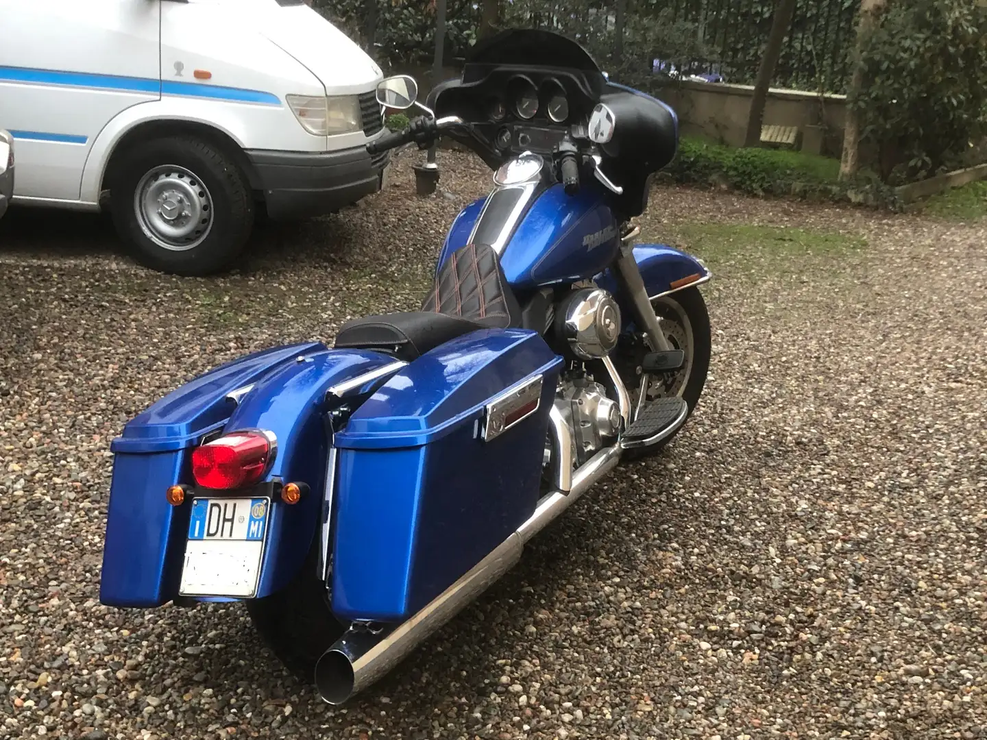 Harley-Davidson Electra Glide FLHT Standard Azul - 2