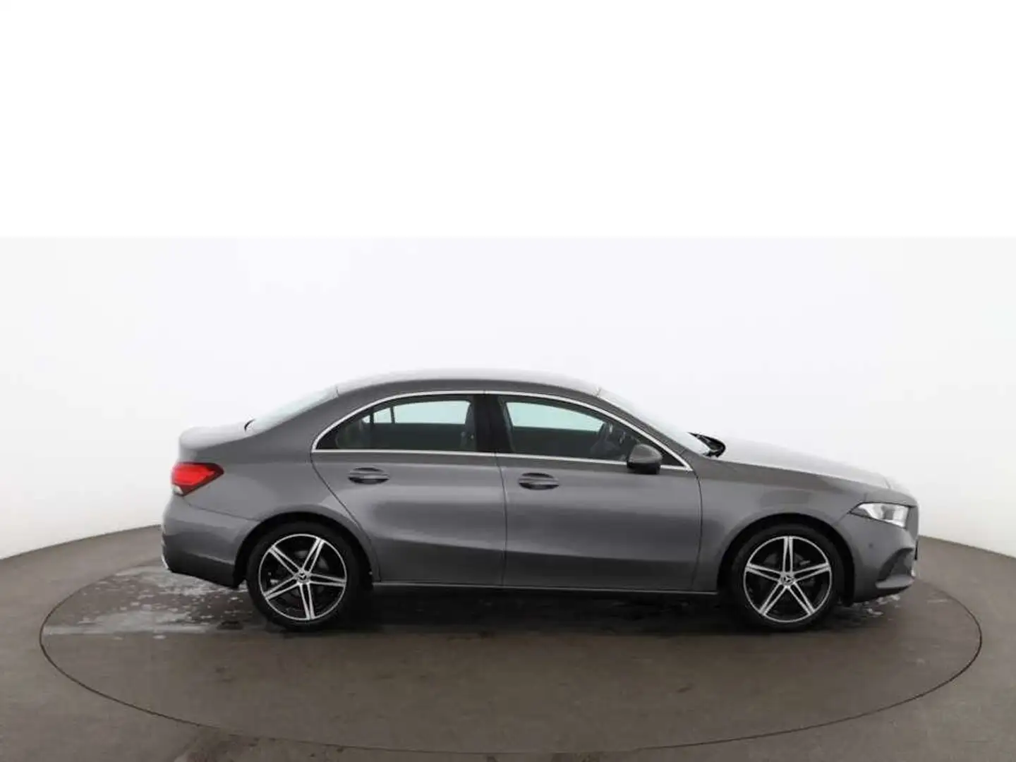 Mercedes-Benz A 180 d Progressive Aut RADAR NAVI DIGITAL-TACHO Gris - 2