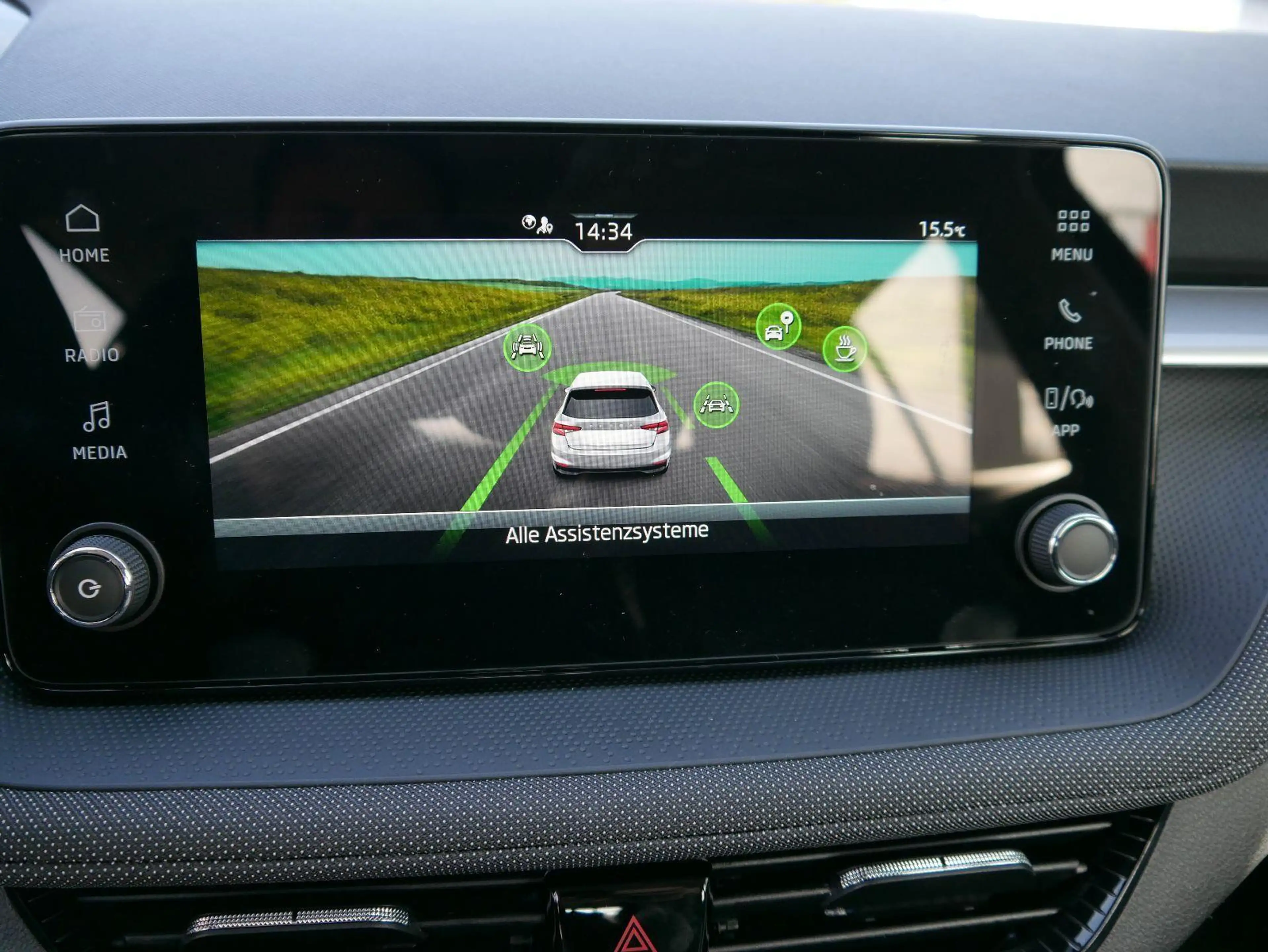 Skoda Fabia Selection 1.0 TSI DSG*NAVI-ÜBER-SMARTLINK*LED*P... — photo 14