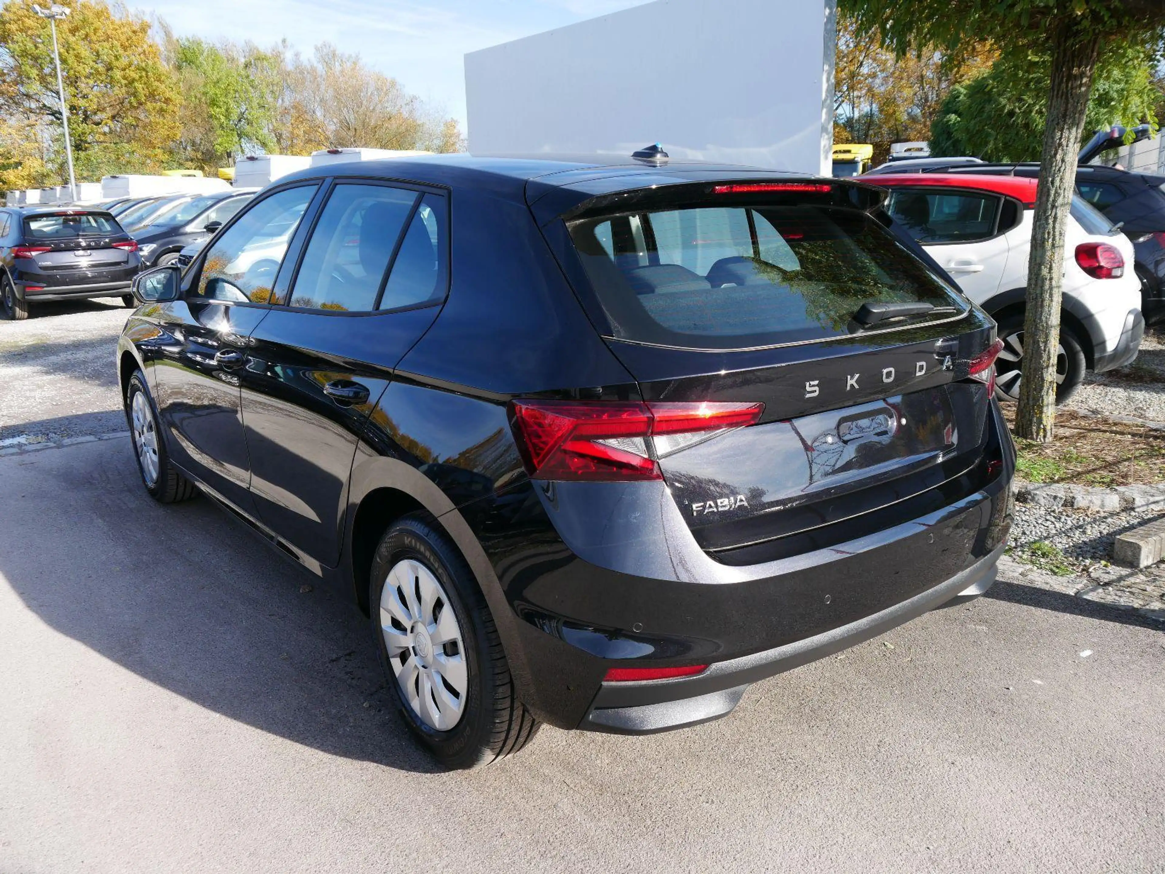 Skoda Fabia Selection 1.0 TSI DSG*NAVI-ÜBER-SMARTLINK*LED*P... — photo 6