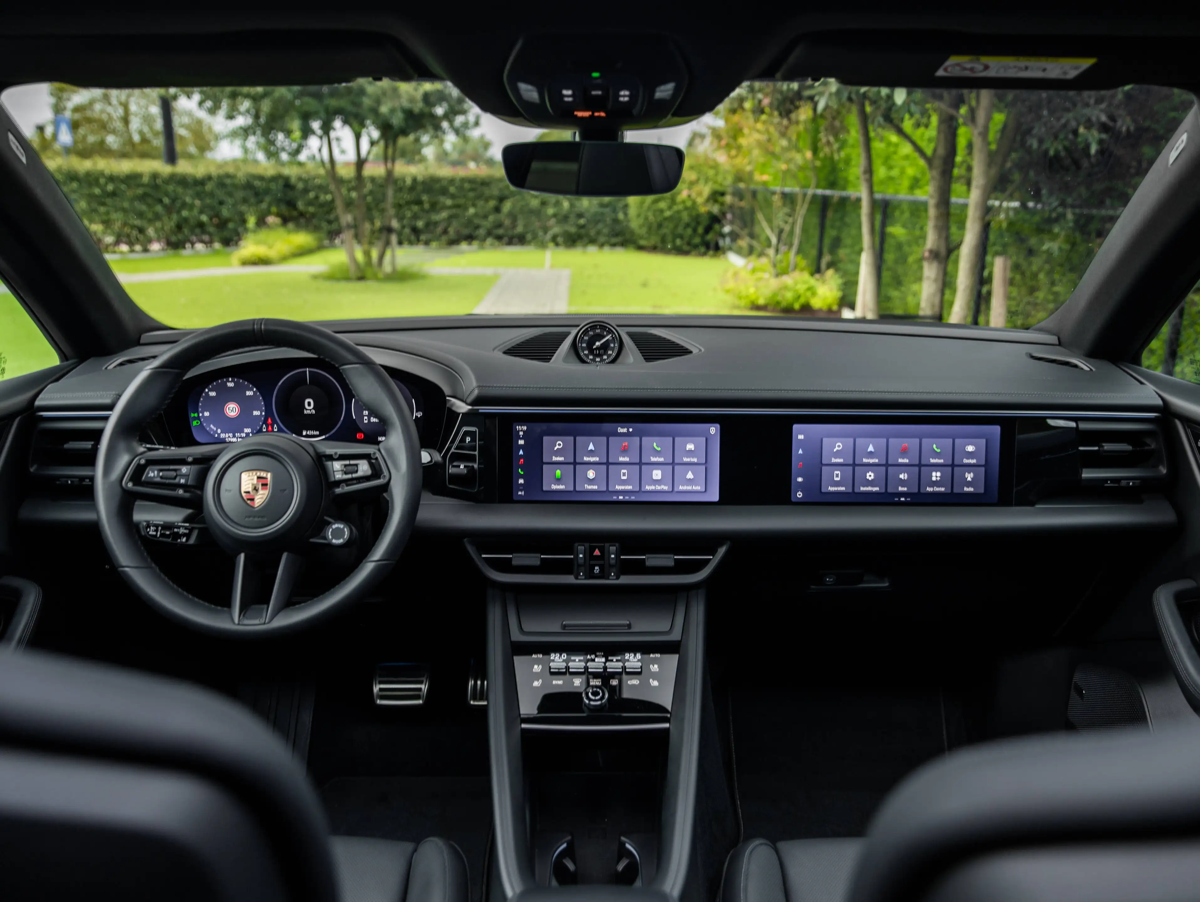Porsche Macan 4S 100KW/FULL/22"RS/AIR/PAS.DISPLAY/TREKHAAK/INNO/4-ZONE/HD-MATRIX/CHRONO/PANO/360/18W/BOSE — photo 36