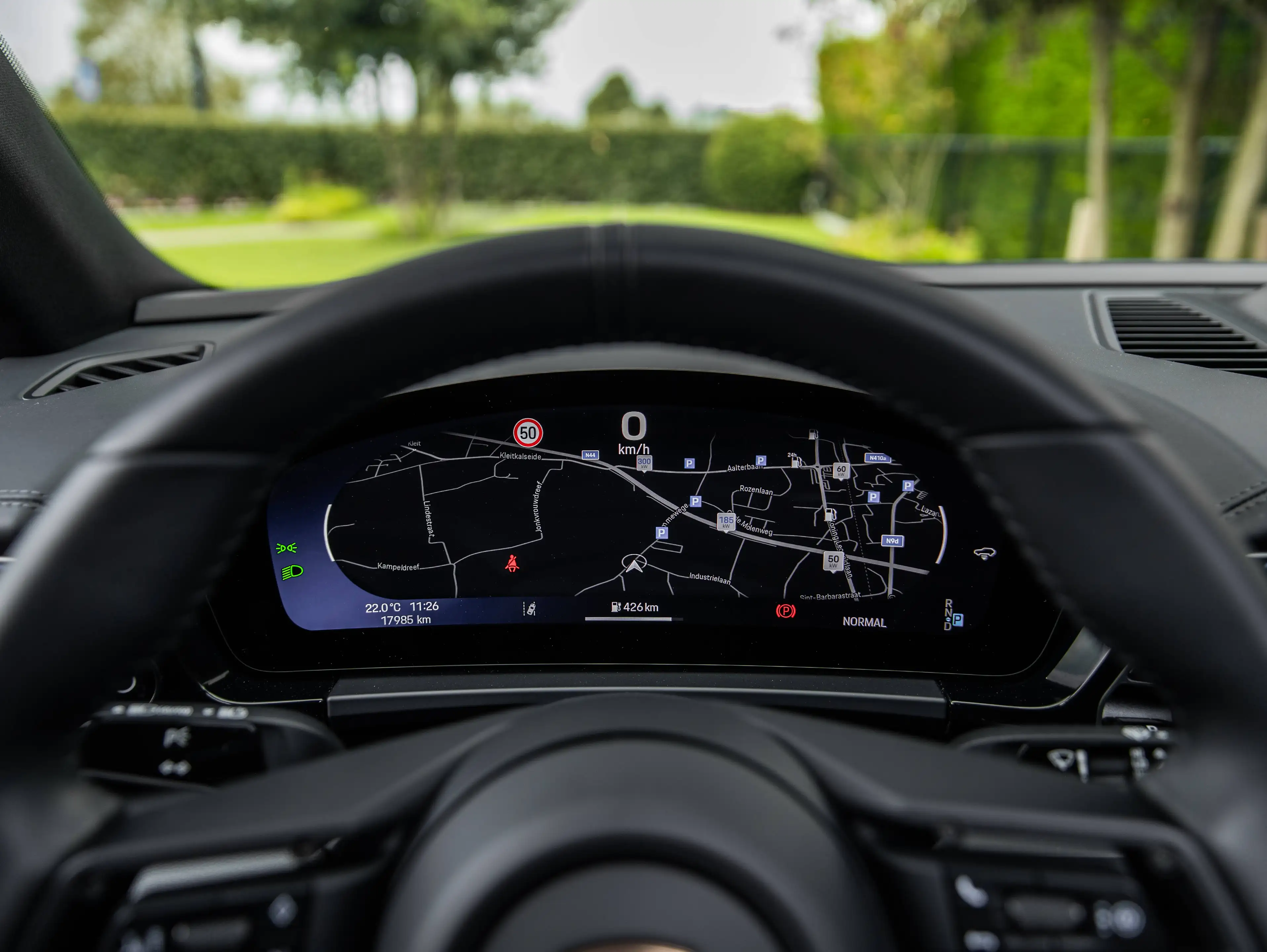 Porsche Macan 4S 100KW/FULL/22"RS/AIR/PAS.DISPLAY/TREKHAAK/INNO/4-ZONE/HD-MATRIX/CHRONO/PANO/360/18W/BOSE — photo 34
