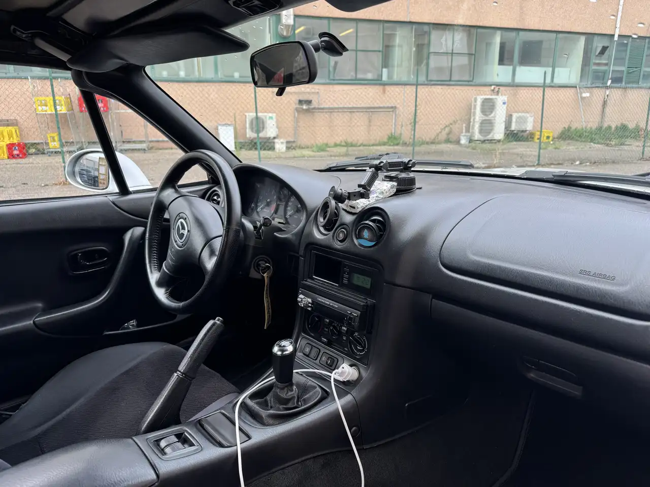 Mazda MX-5 1.6i 16v, foto 4
