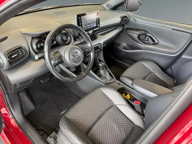 Toyota Yaris view 10