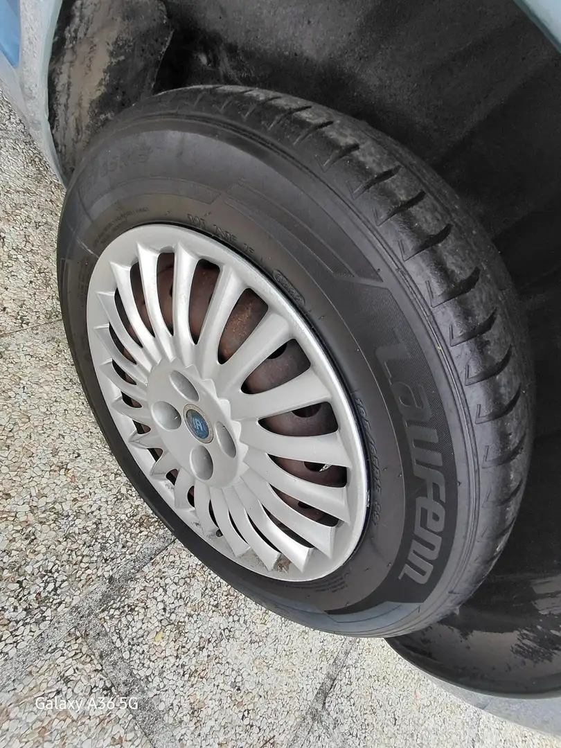 Fiat Grande Punto 5p 1.4 Dynamic 77cv - 2