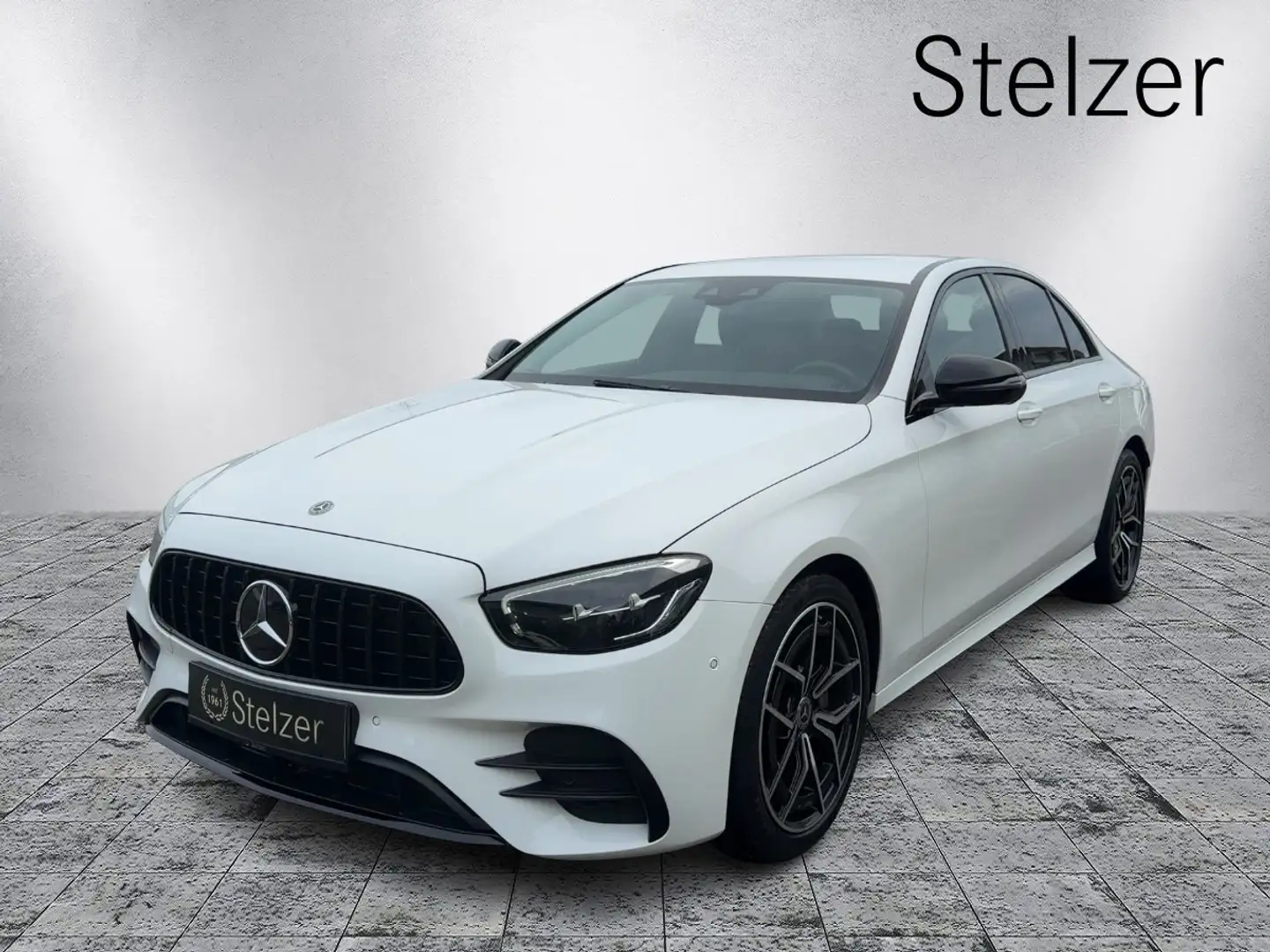 Mercedes-Benz E 220 d Limousine Austria Edition PTS Shz LED Weiß - 1