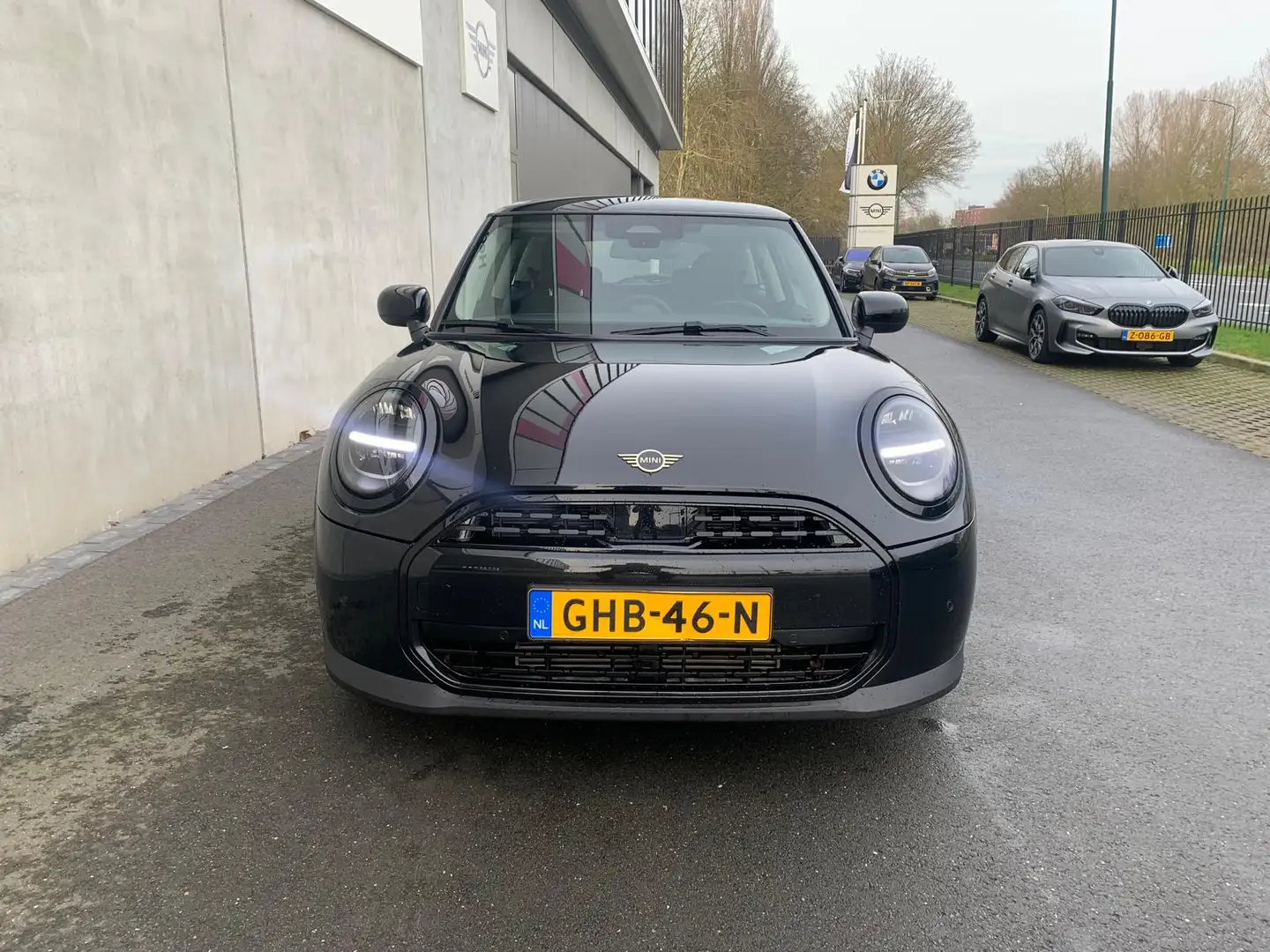 MINI Cooper C | Essential Trim | Package XS | Elektrisch verwarm Negro - 2