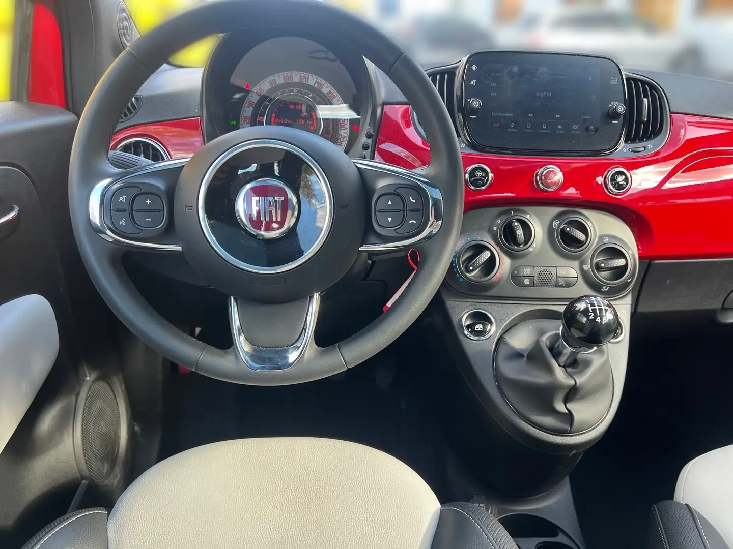 Fiat 500 Dolcevita 1.0 Hybrid GSE 51KW 70PS VERFÜGBAR Rot - 2