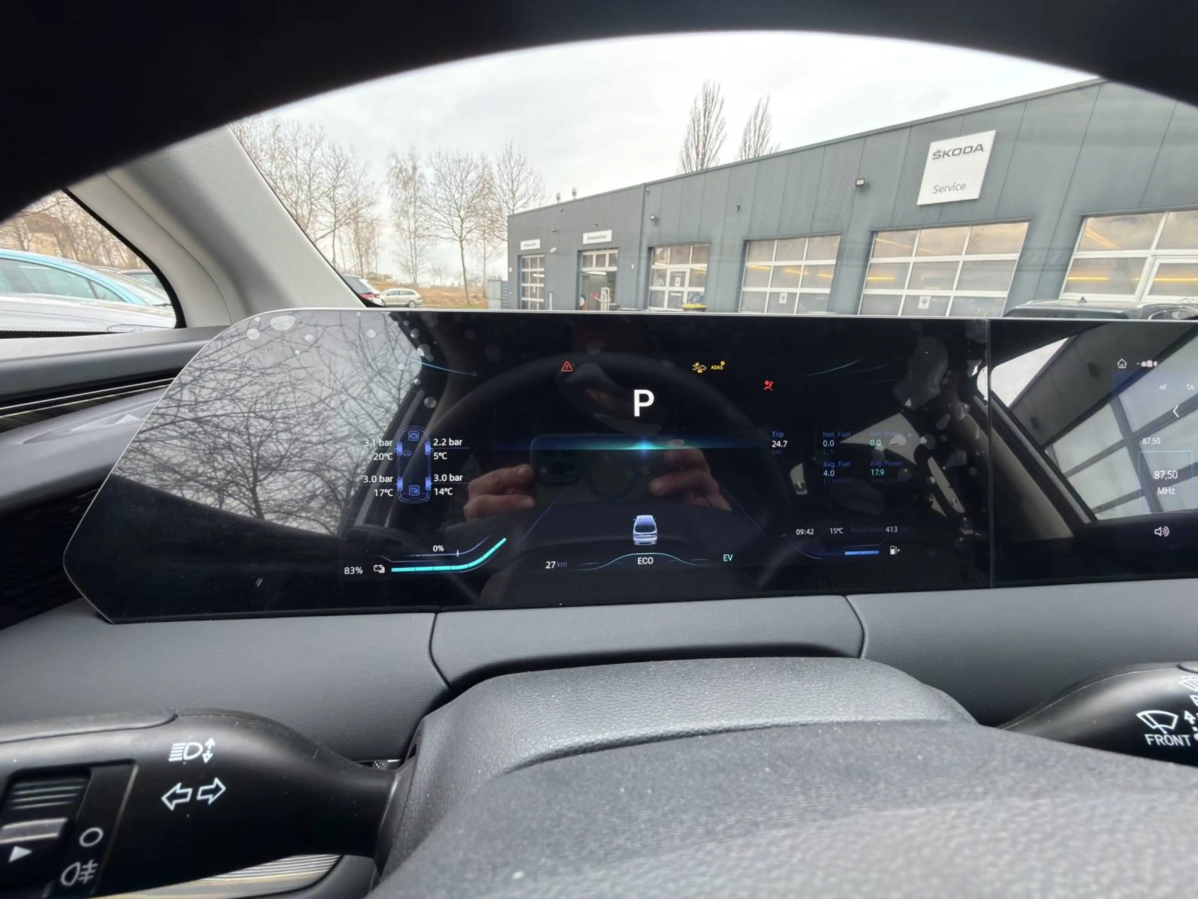 DFM Forthing 9 1.5DHT U-Tour PHEV / Plug-In Hybrid / Panorama / Massage / DAB+ / Keyless — photo 11