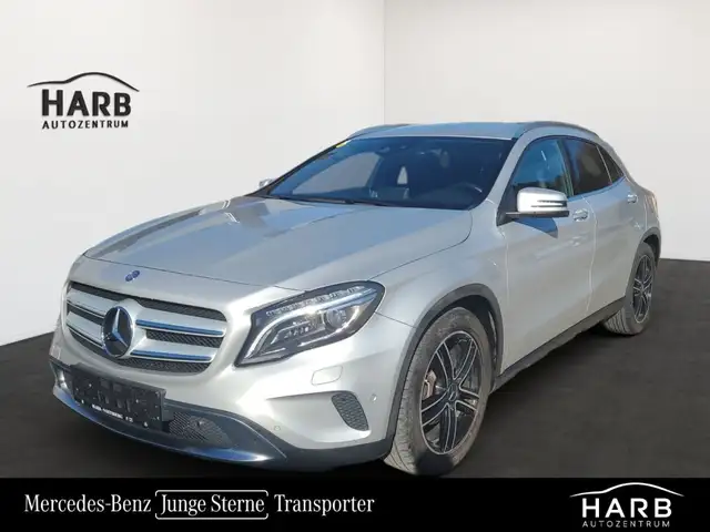 Mercedes-Benz GLA 220 d 4matic