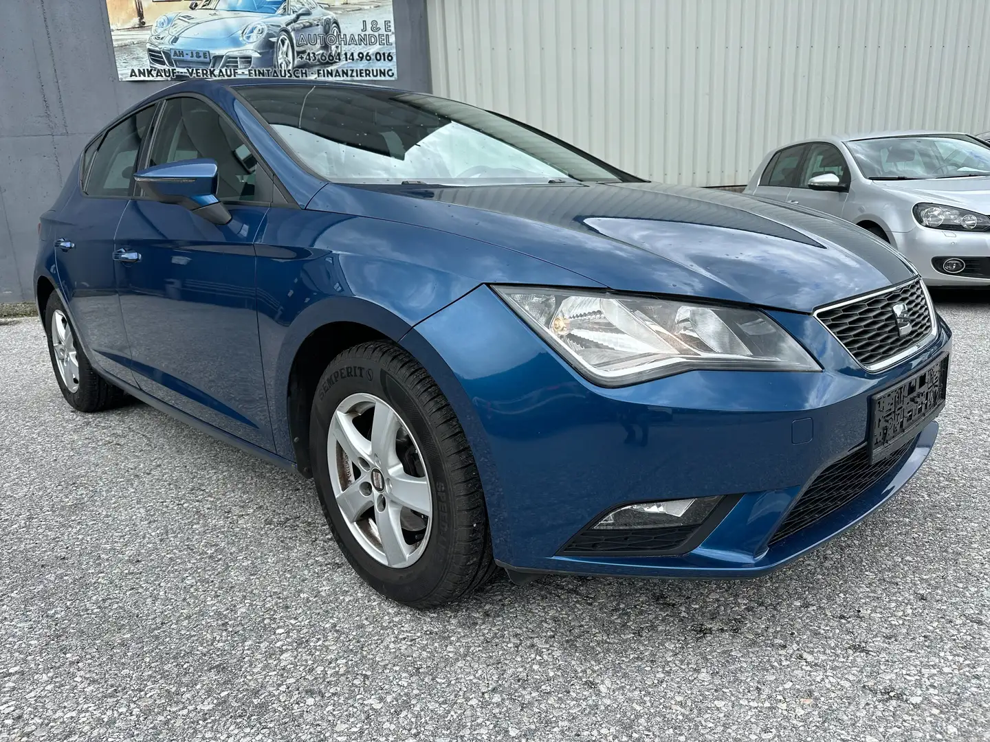 SEAT Leon 1,2 TSI 4 Zylinder Pickerl 10/2025 Bleu - 1