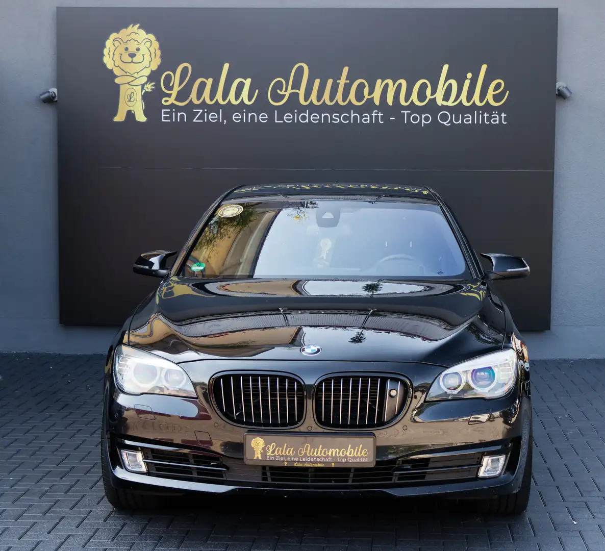 BMW 750 d xDrive 3.0 TEMPOMAT HEADUP SITZBELÜFTUNG Noir - 2