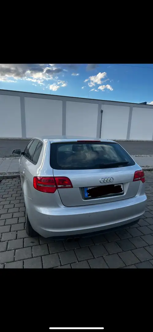 Audi A3 8P Silber - 2