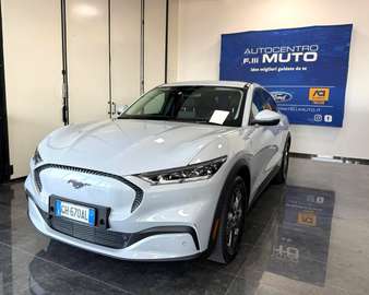 Mach-e standard range rwd 269cv auto
