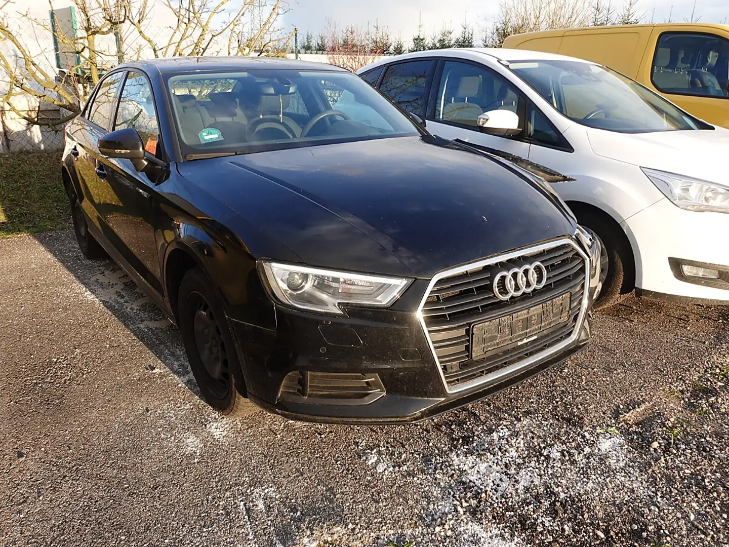 Audi A3 Schwarz - 1