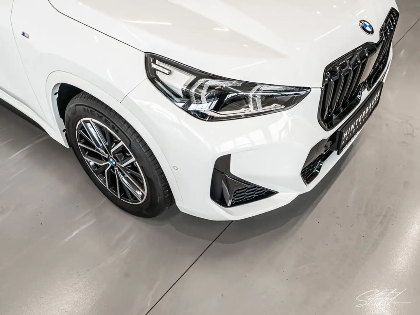 BMW X1 23d xDrive M-SPORT *AHK*LED*LNP: € 67.880,- Weiß - 2