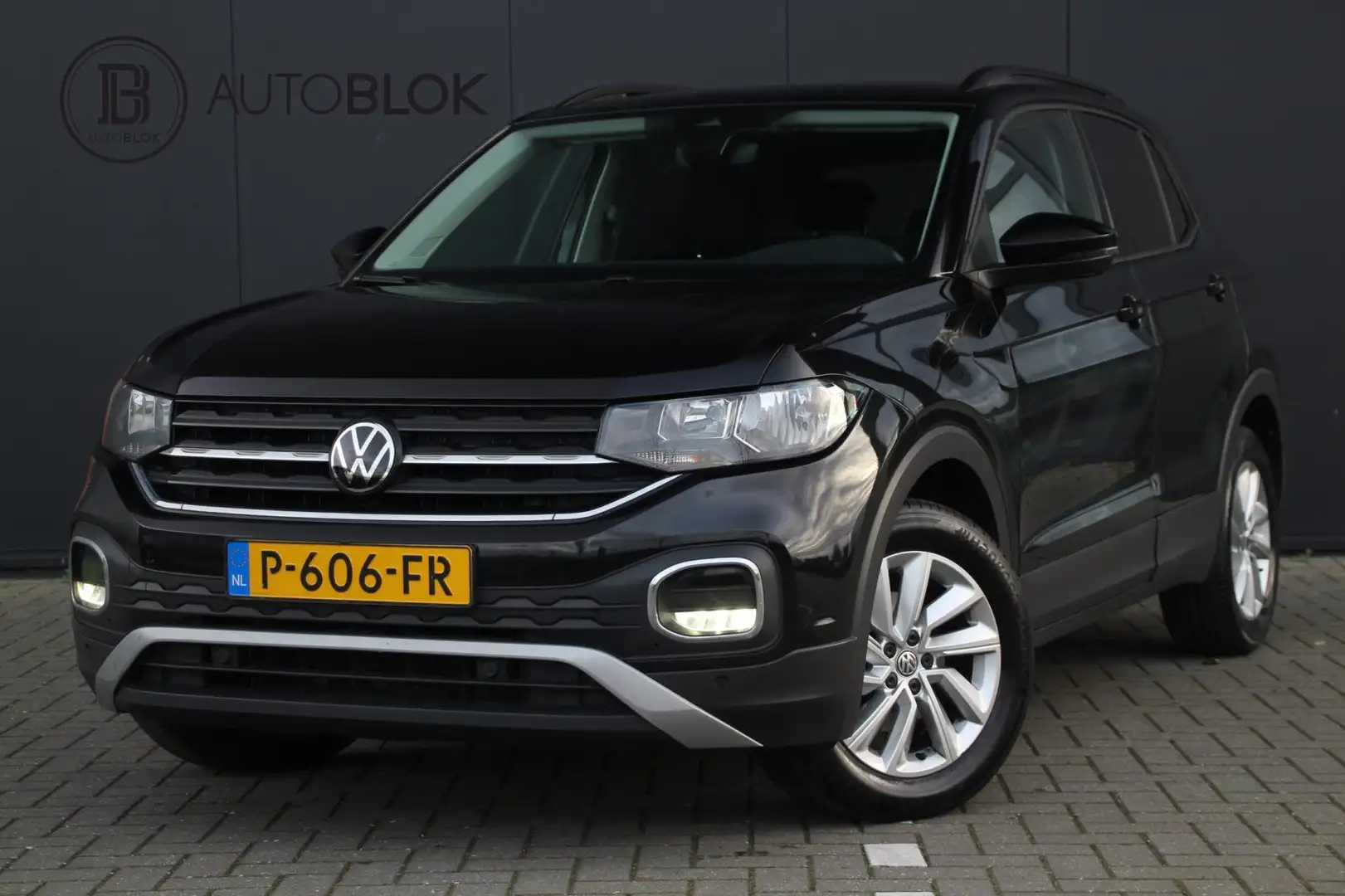 Volkswagen T-Cross 1.0 TSI Life Чёрный - 1