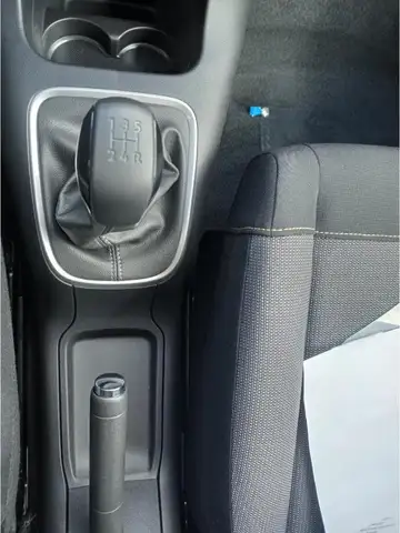 Citroen C3 view 12