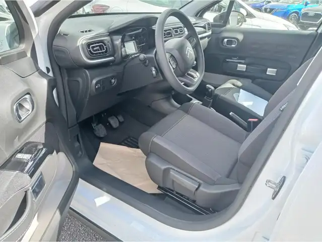 Citroen C3 view 4