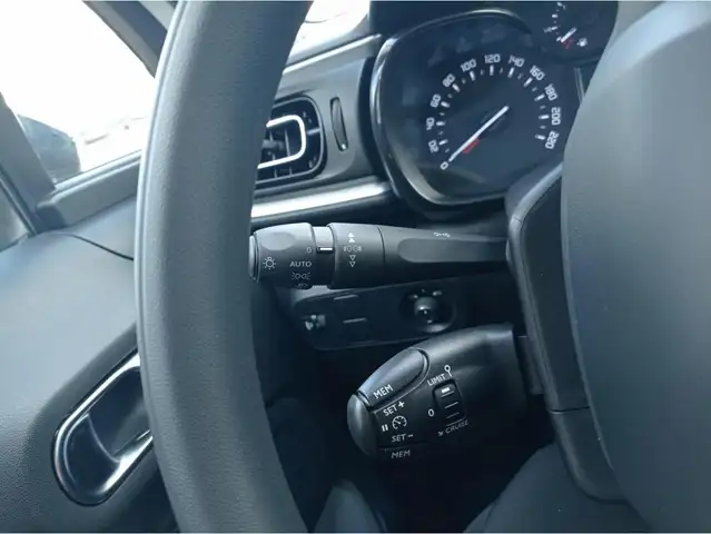 Citroen C3 view 6
