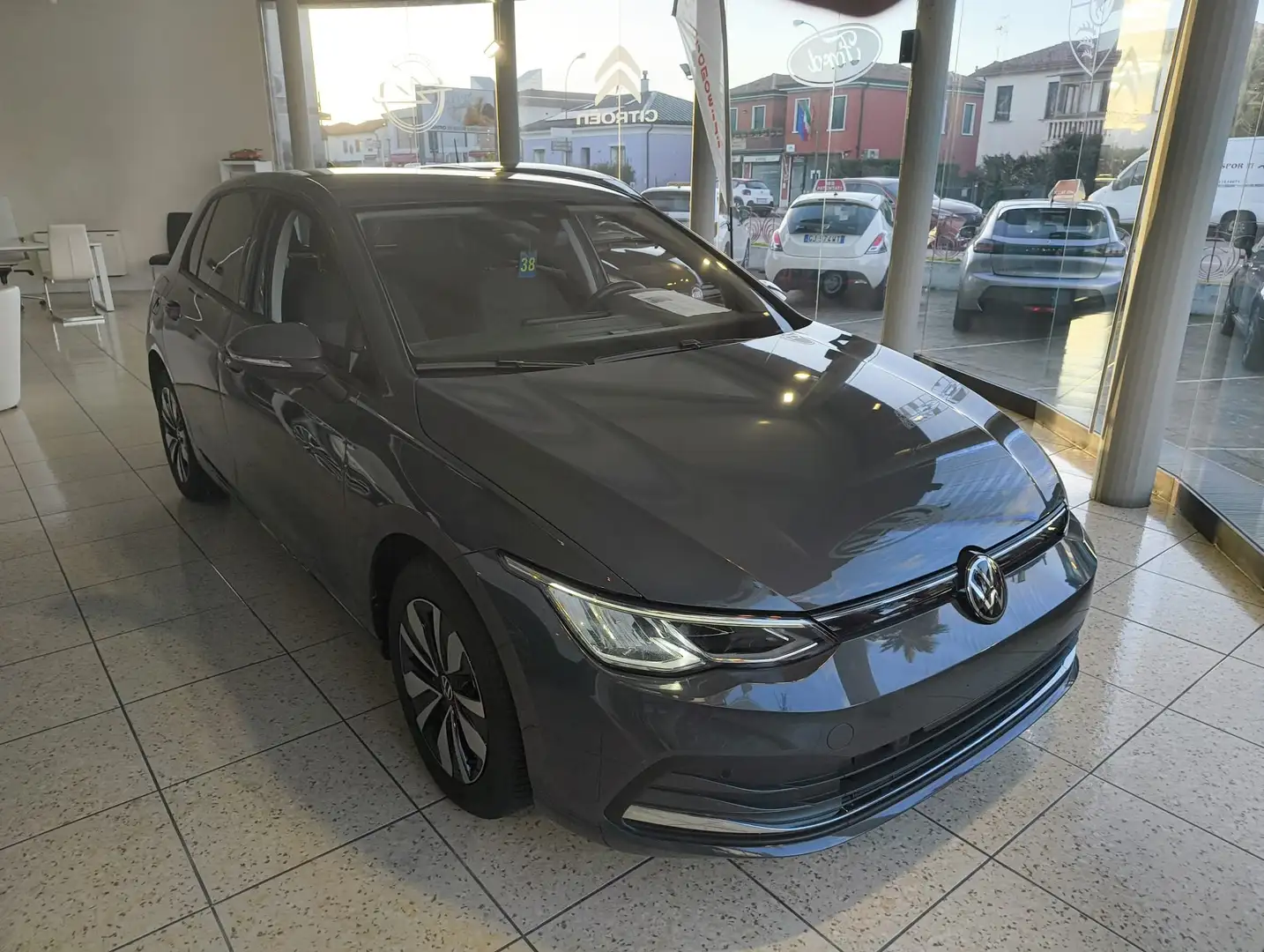 Volkswagen Golf 2.0 tdi MOVE 115cv Grigio - 1